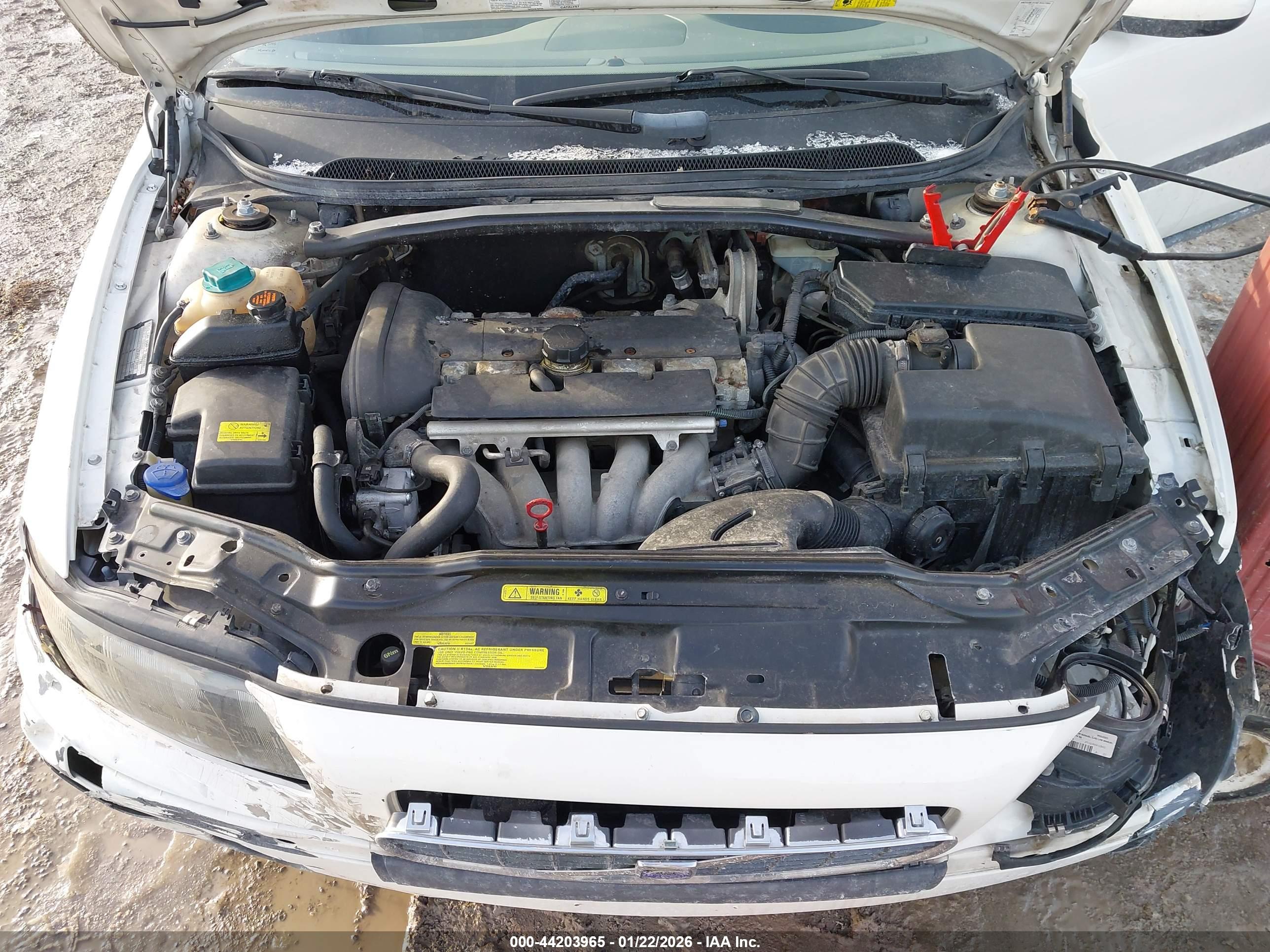 VOLVO S60 image 10