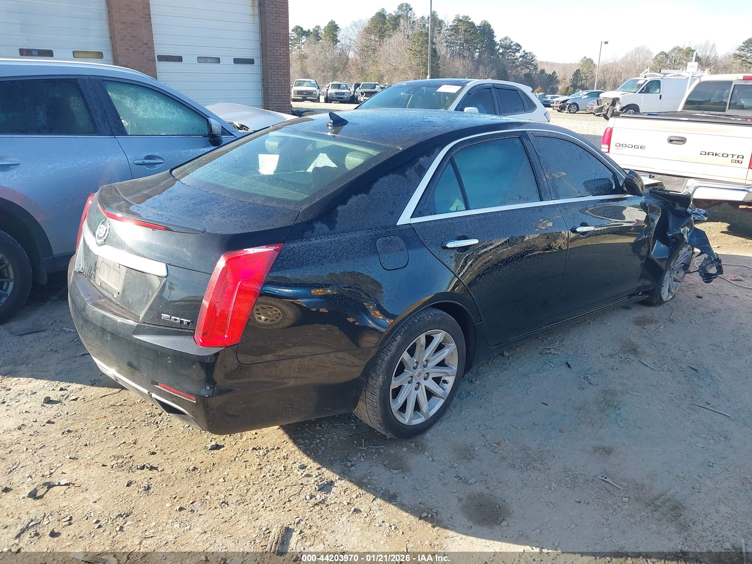 CADILLAC CTS image 4