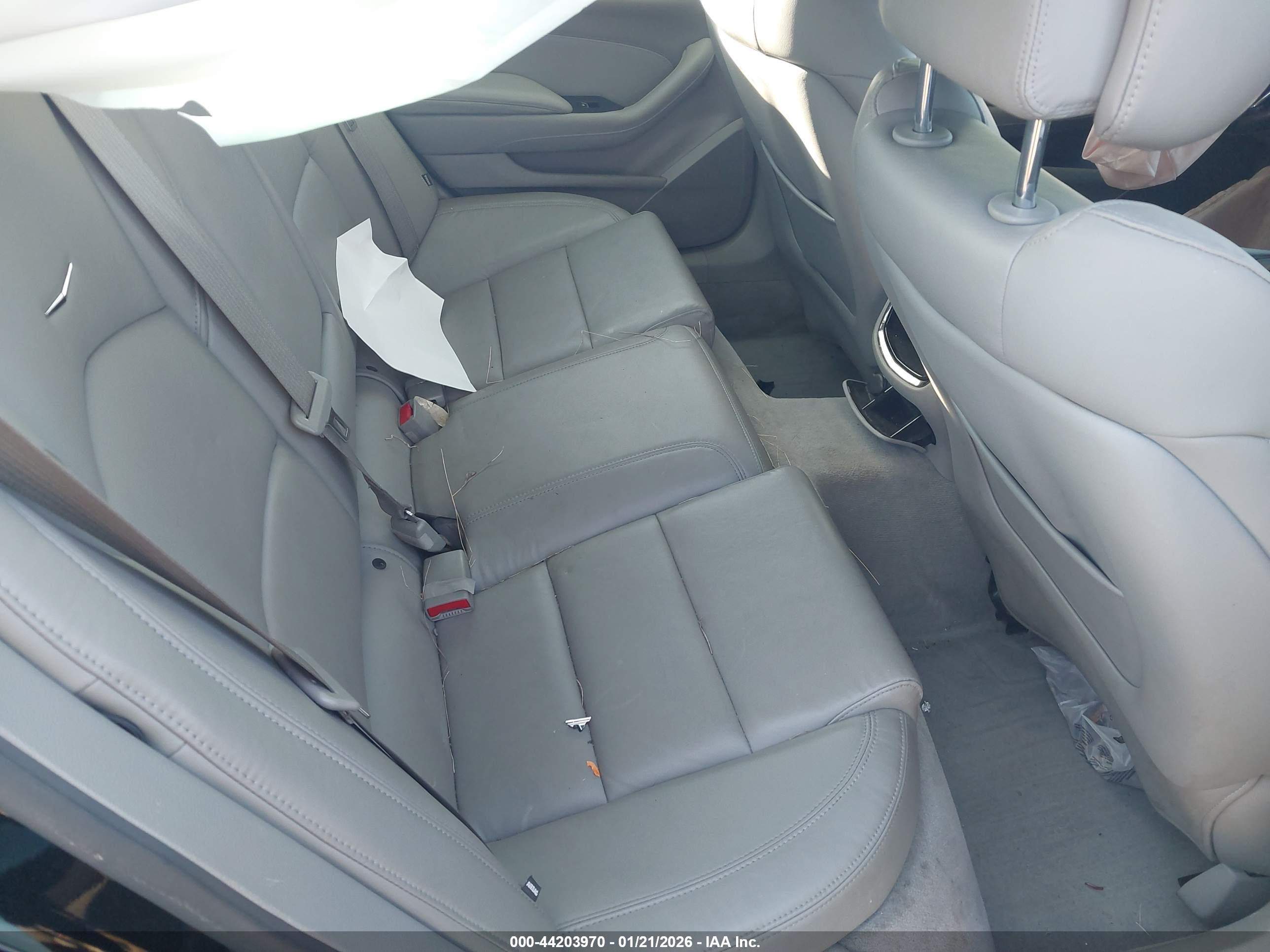 CADILLAC CTS image 8