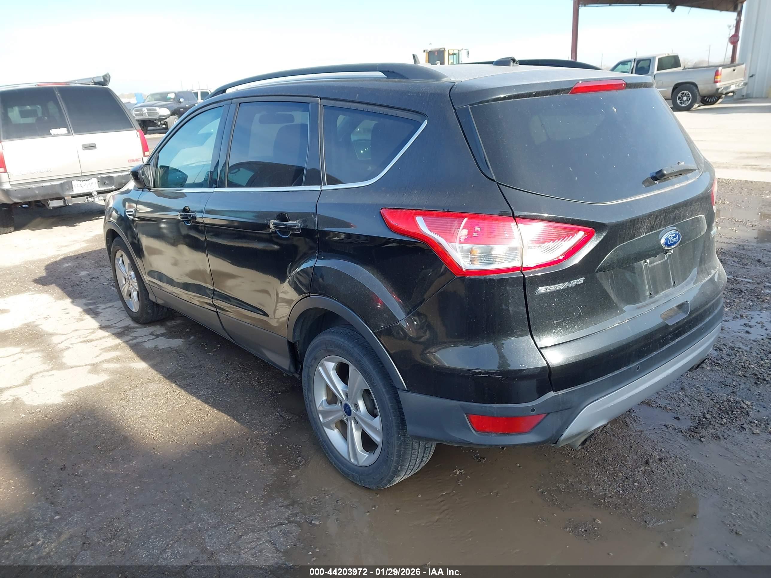 FORD ESCAPE image 3