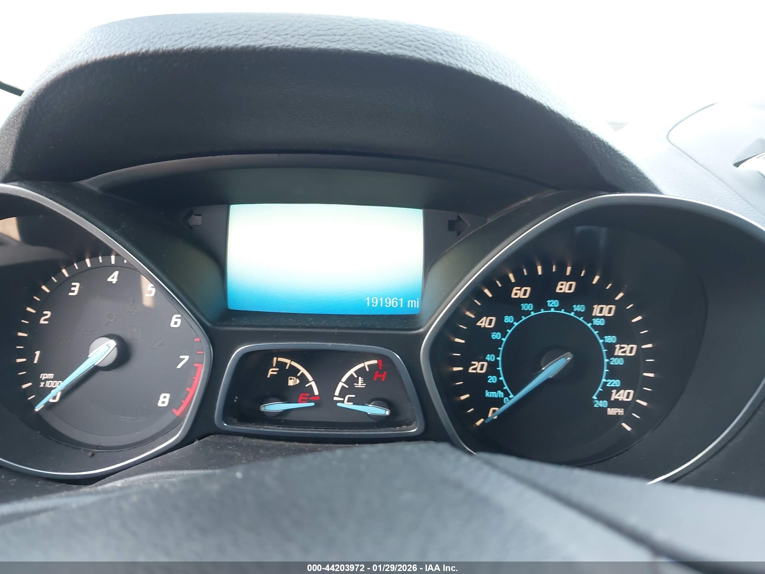 FORD ESCAPE image 7