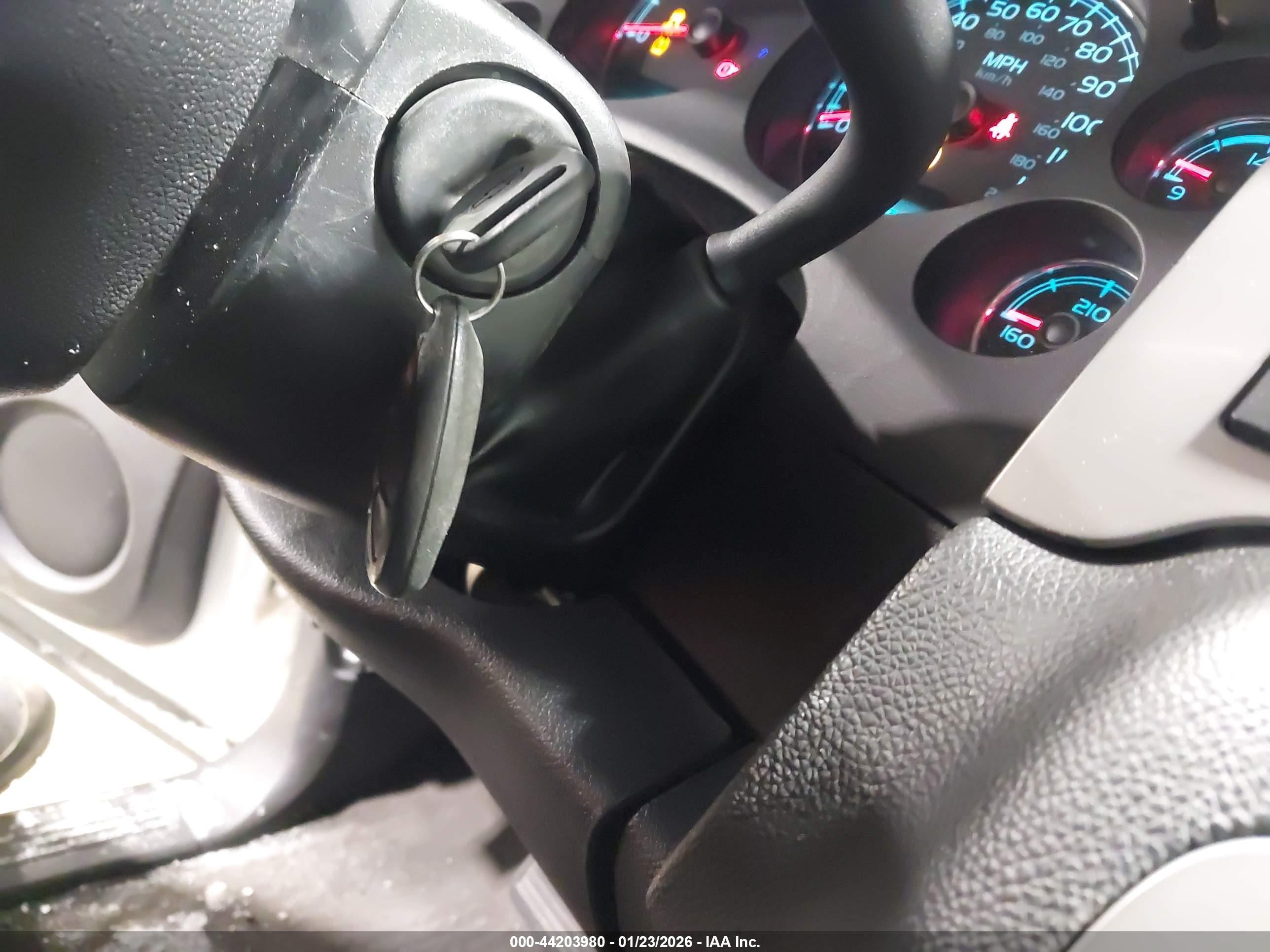 CHEVROLET SILVERADO image 11
