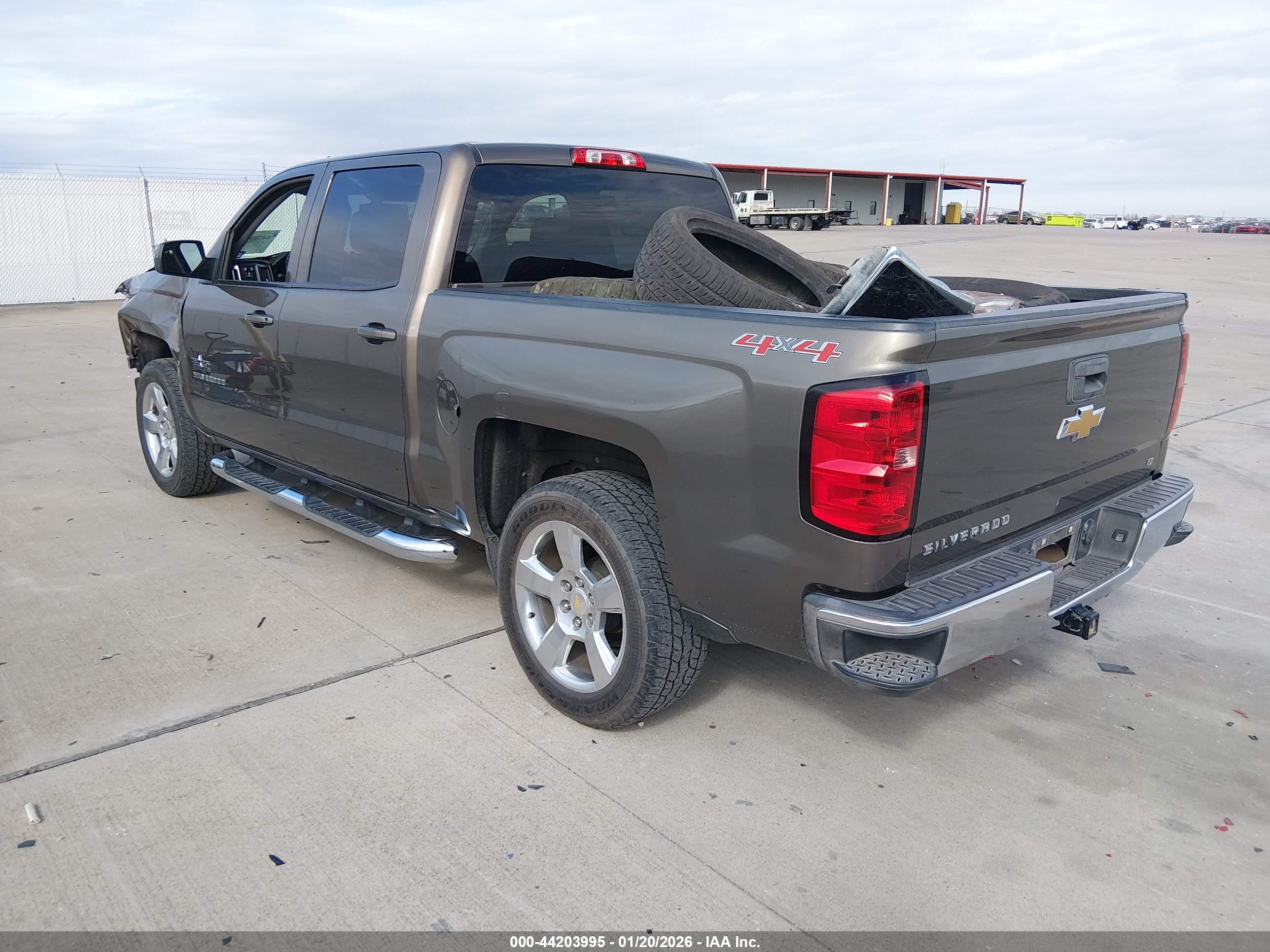 CHEVROLET SILVERADO image 3
