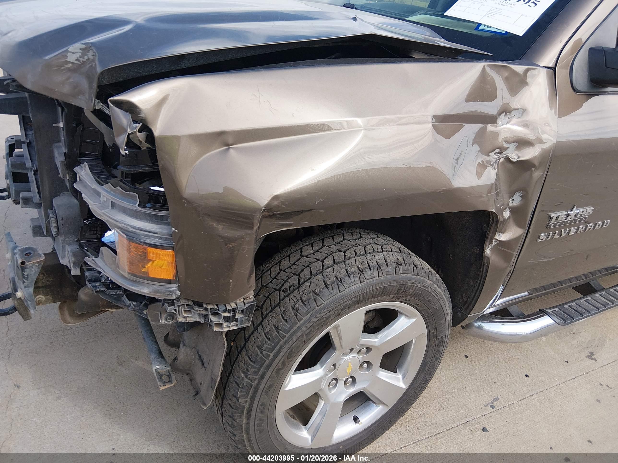 CHEVROLET SILVERADO image 6
