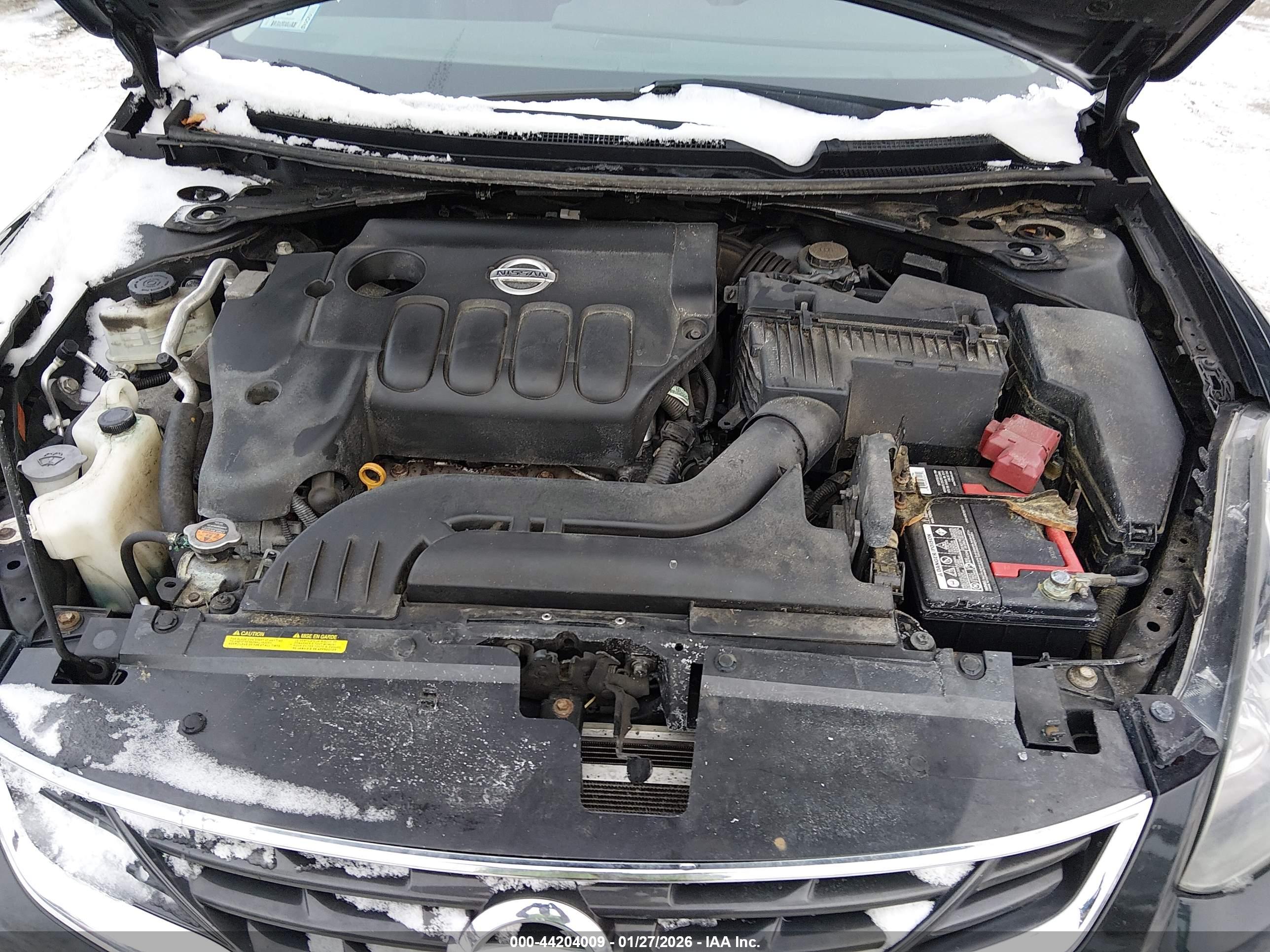 NISSAN ALTIMA image 10