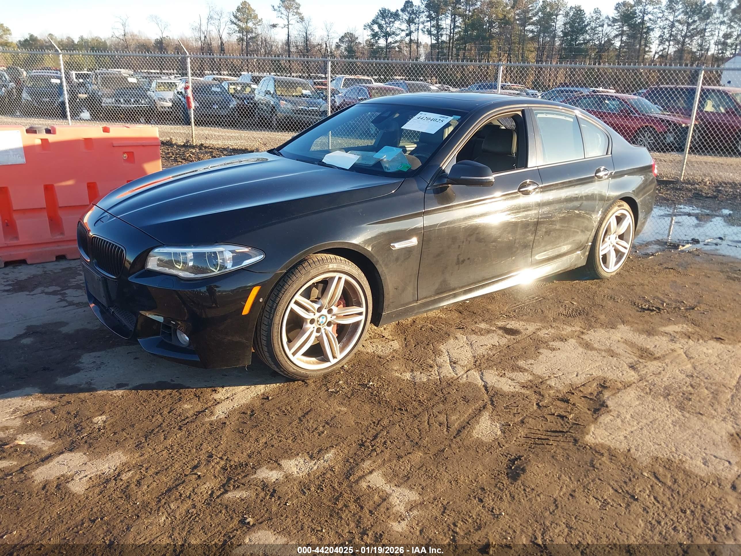 BMW 550I image 2