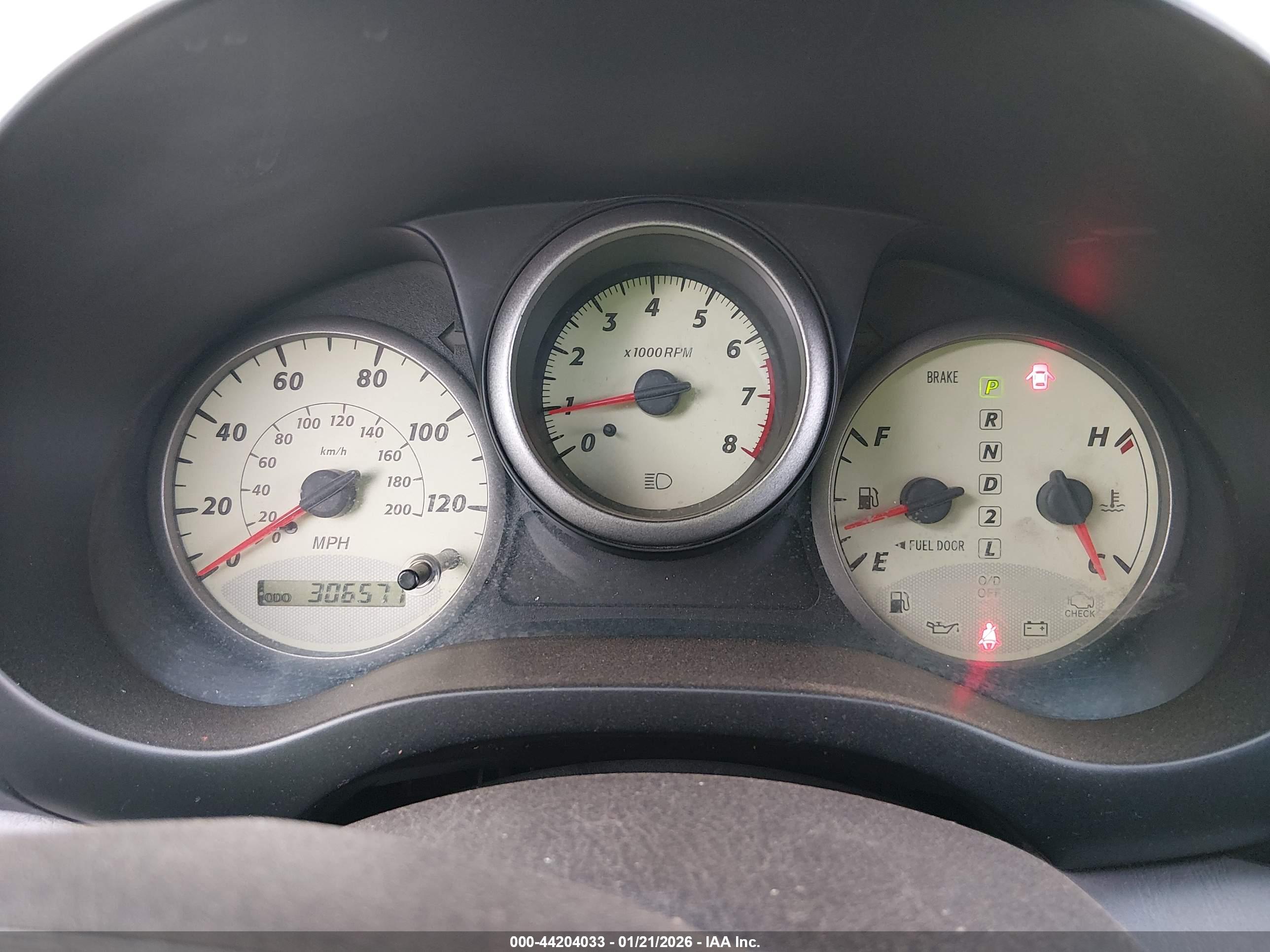 TOYOTA RAV4 image 7