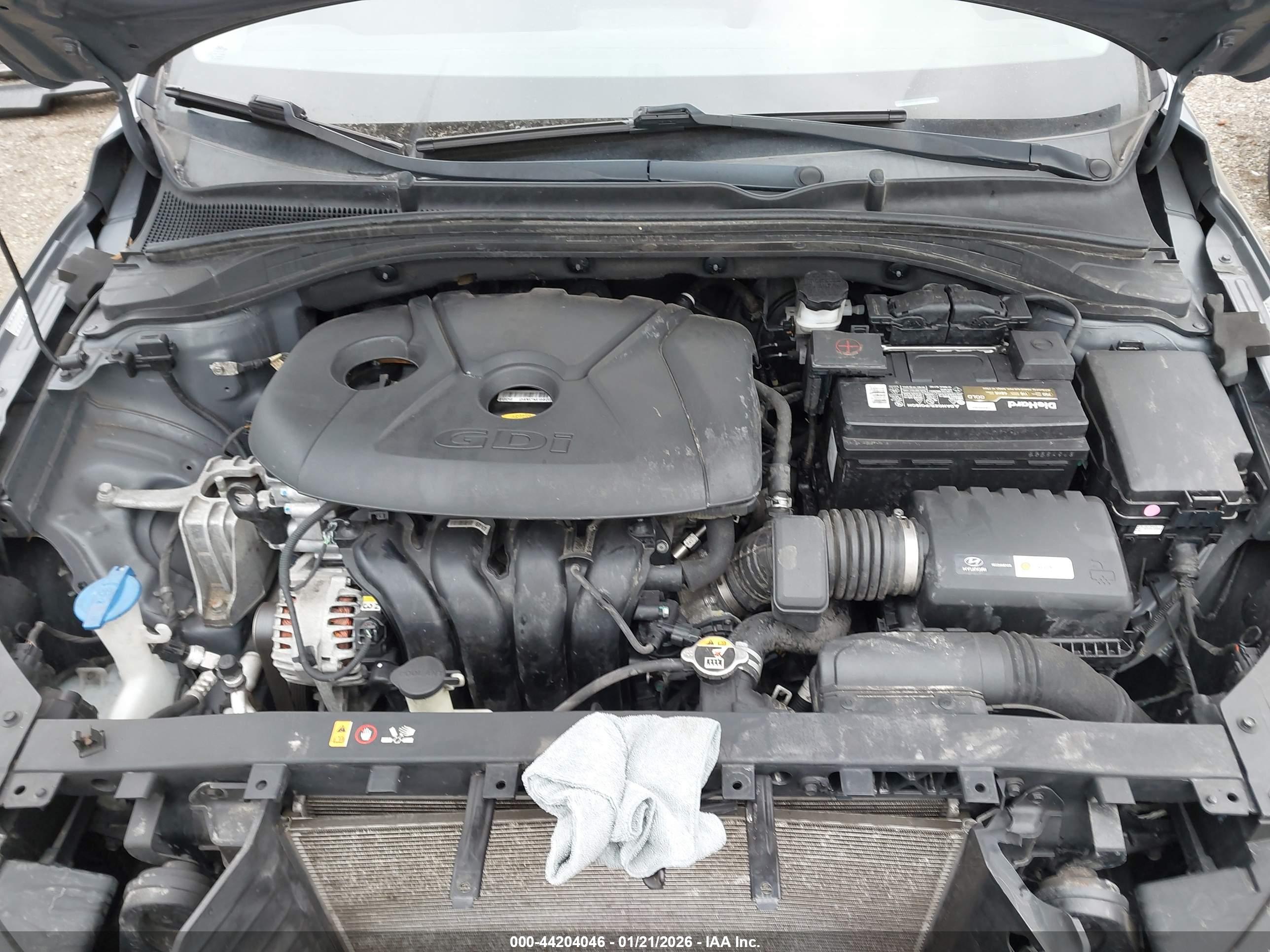 HYUNDAI ELANTRA image 10
