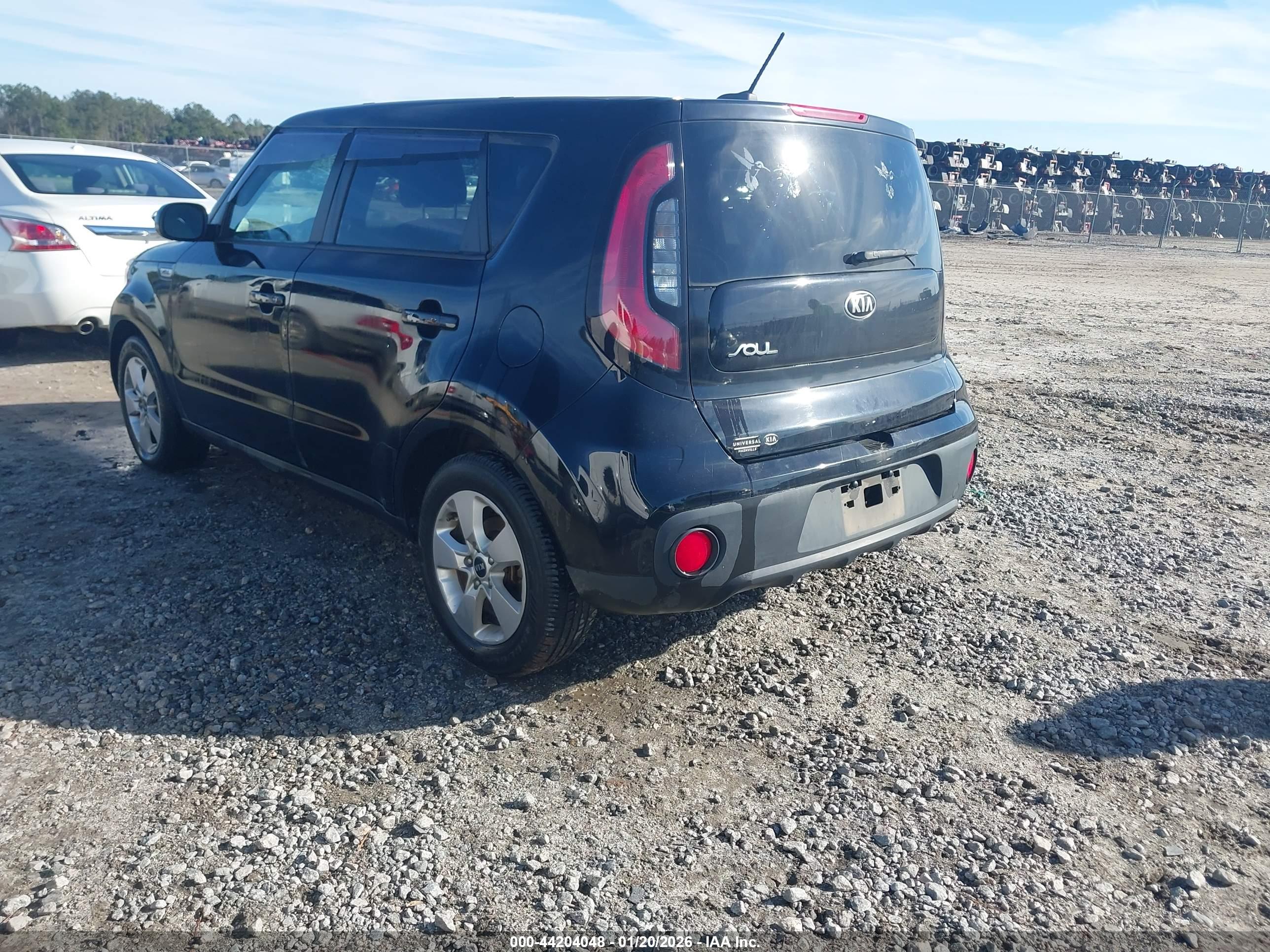 KIA SOUL image 3