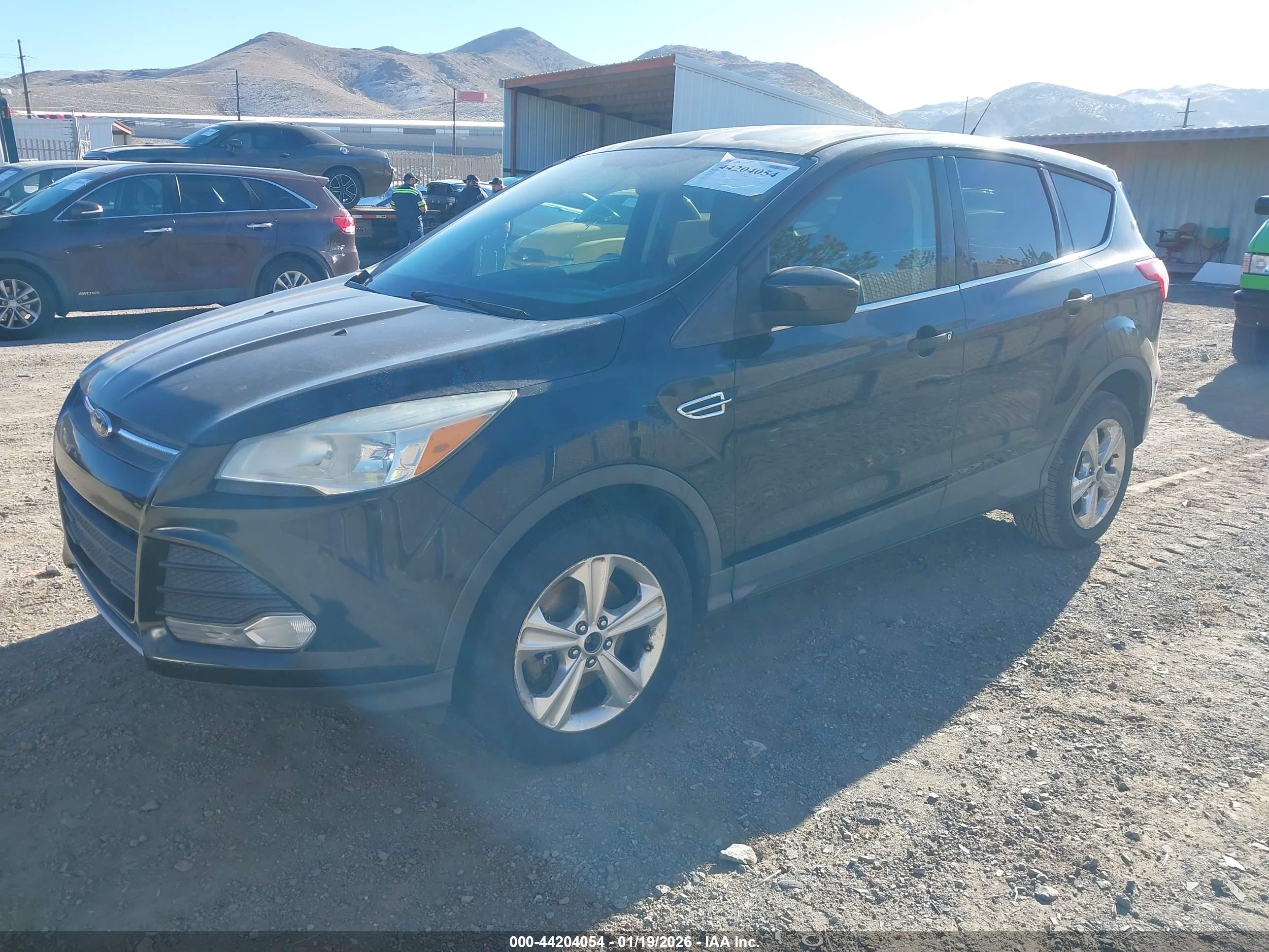 FORD ESCAPE image 2