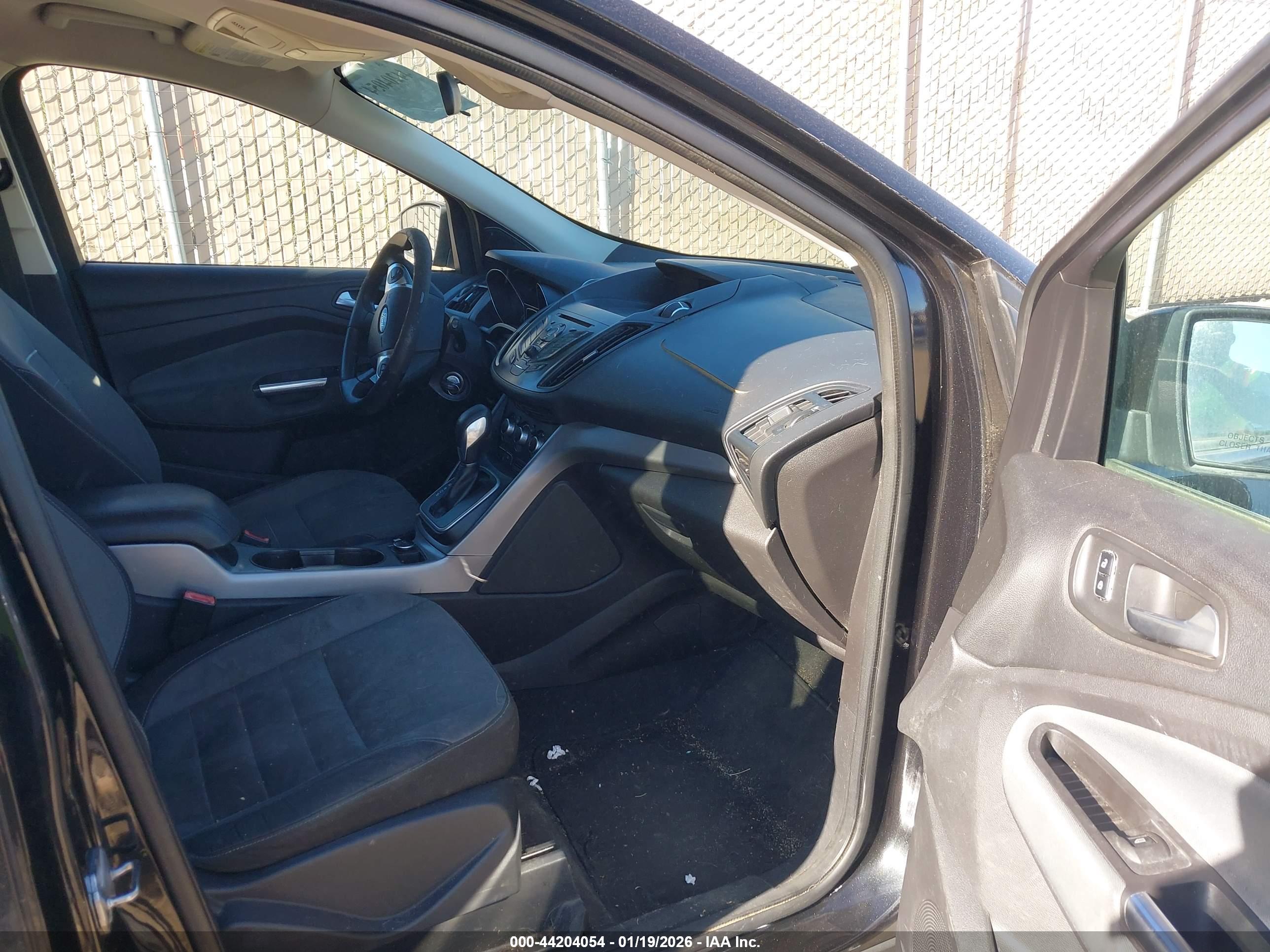 FORD ESCAPE image 5