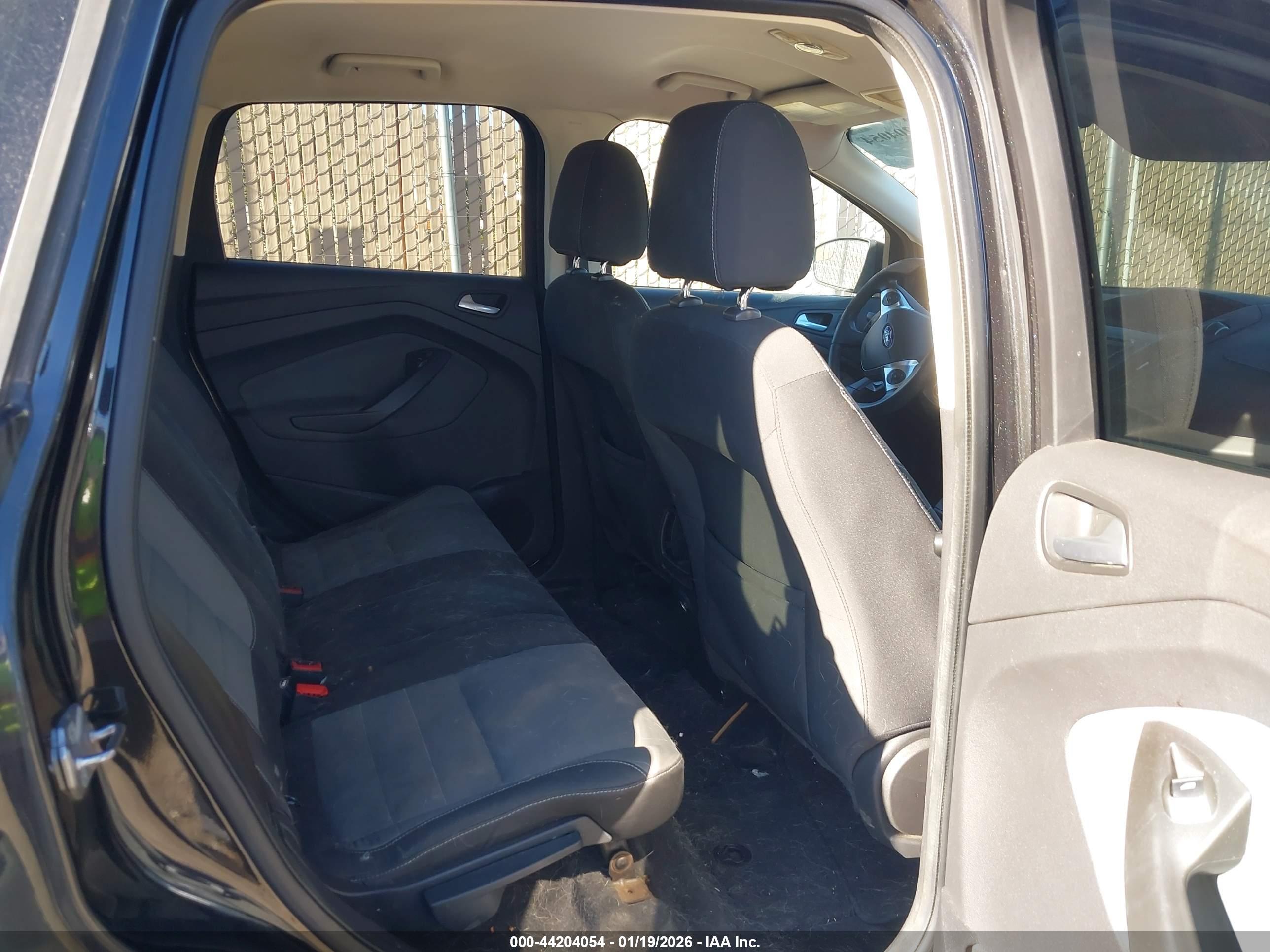 FORD ESCAPE image 8