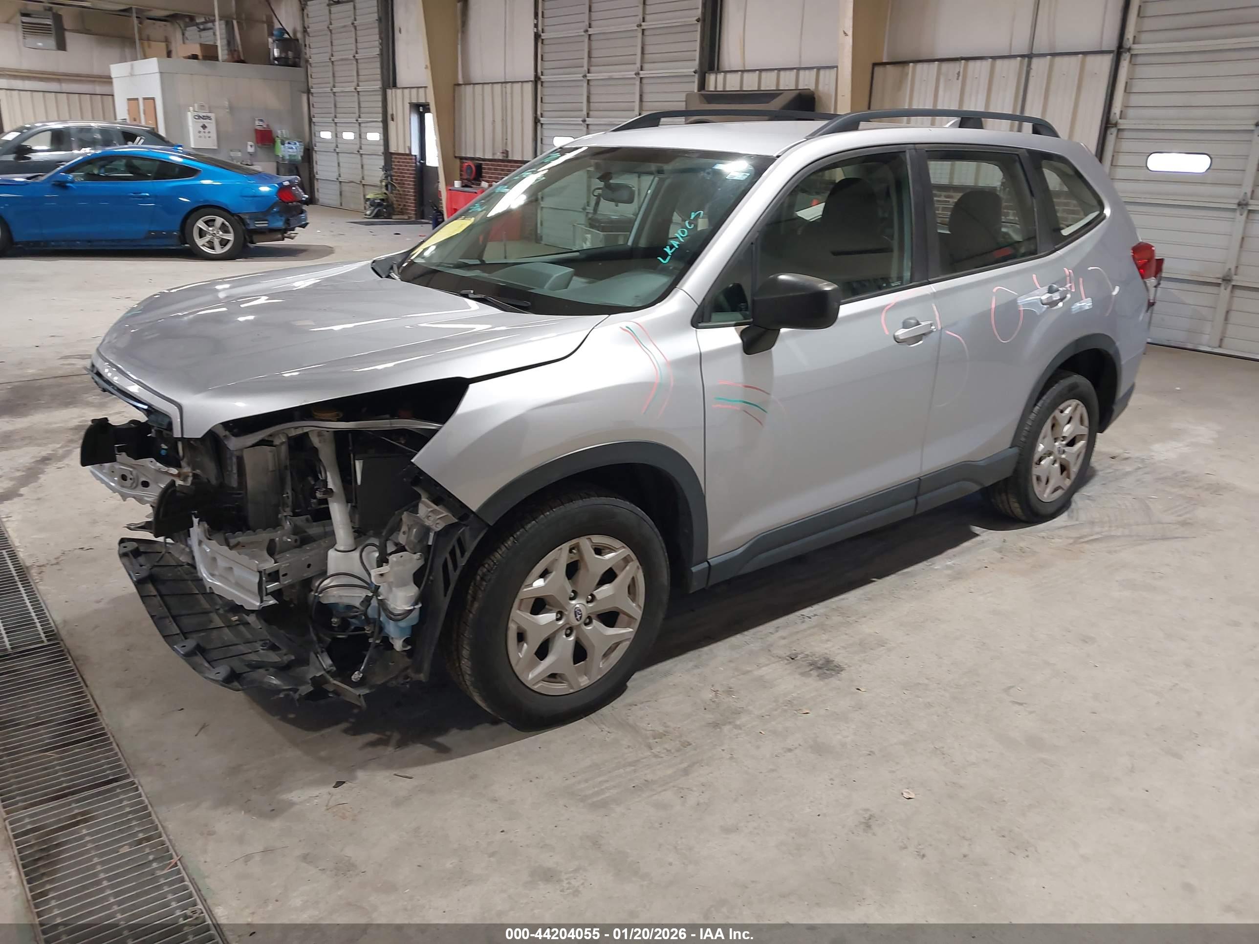 SUBARU FORESTER image 2