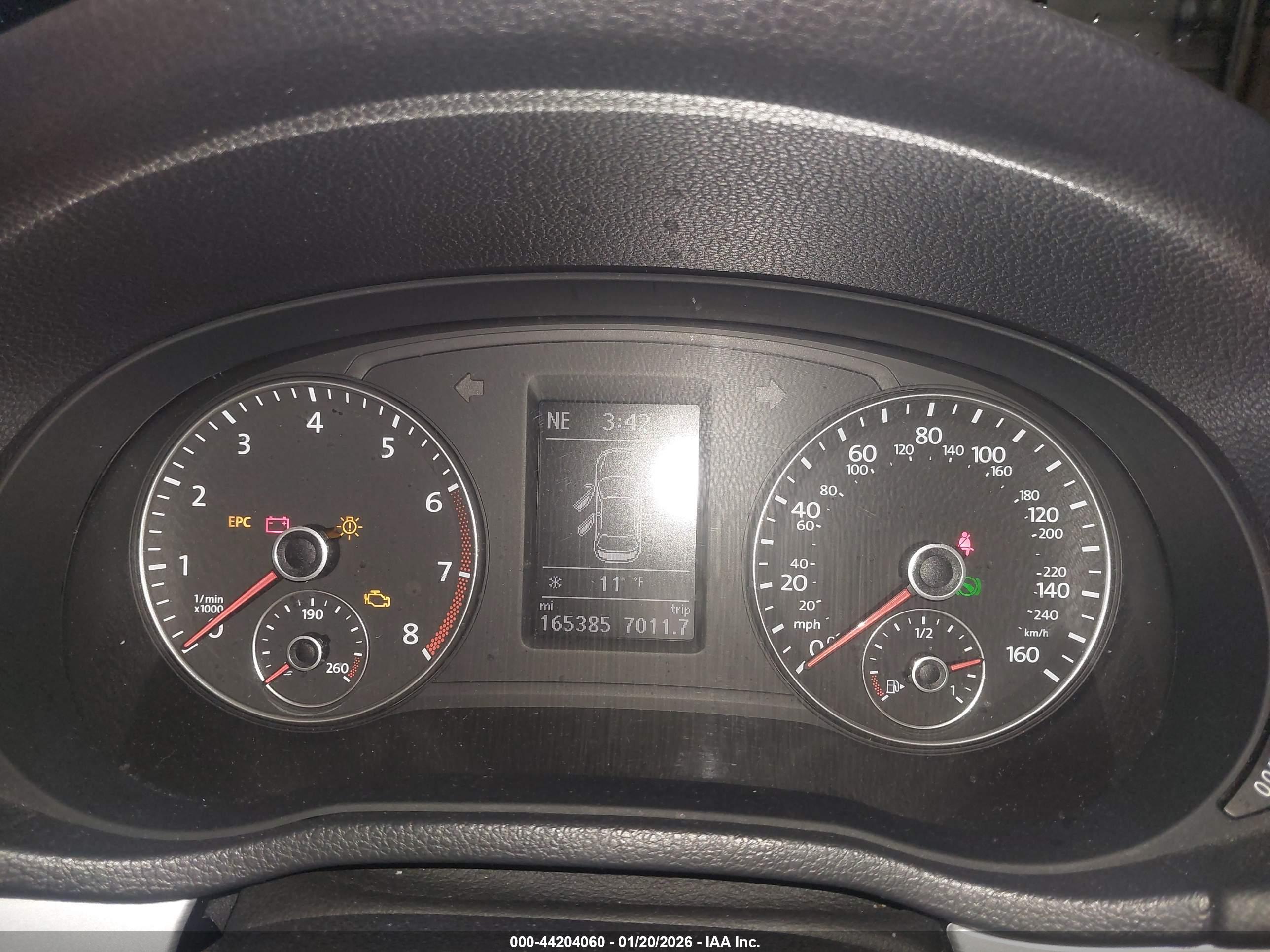 VOLKSWAGEN PASSAT image 7