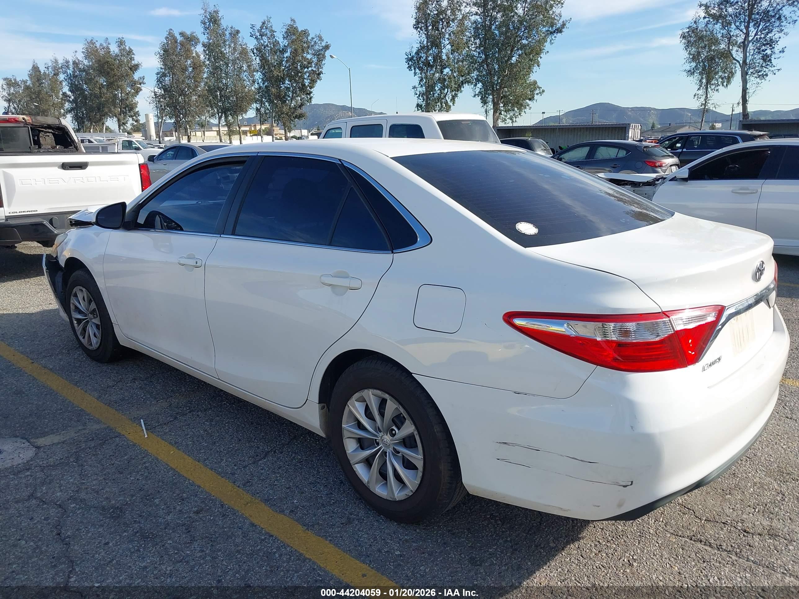 TOYOTA CAMRY image 3