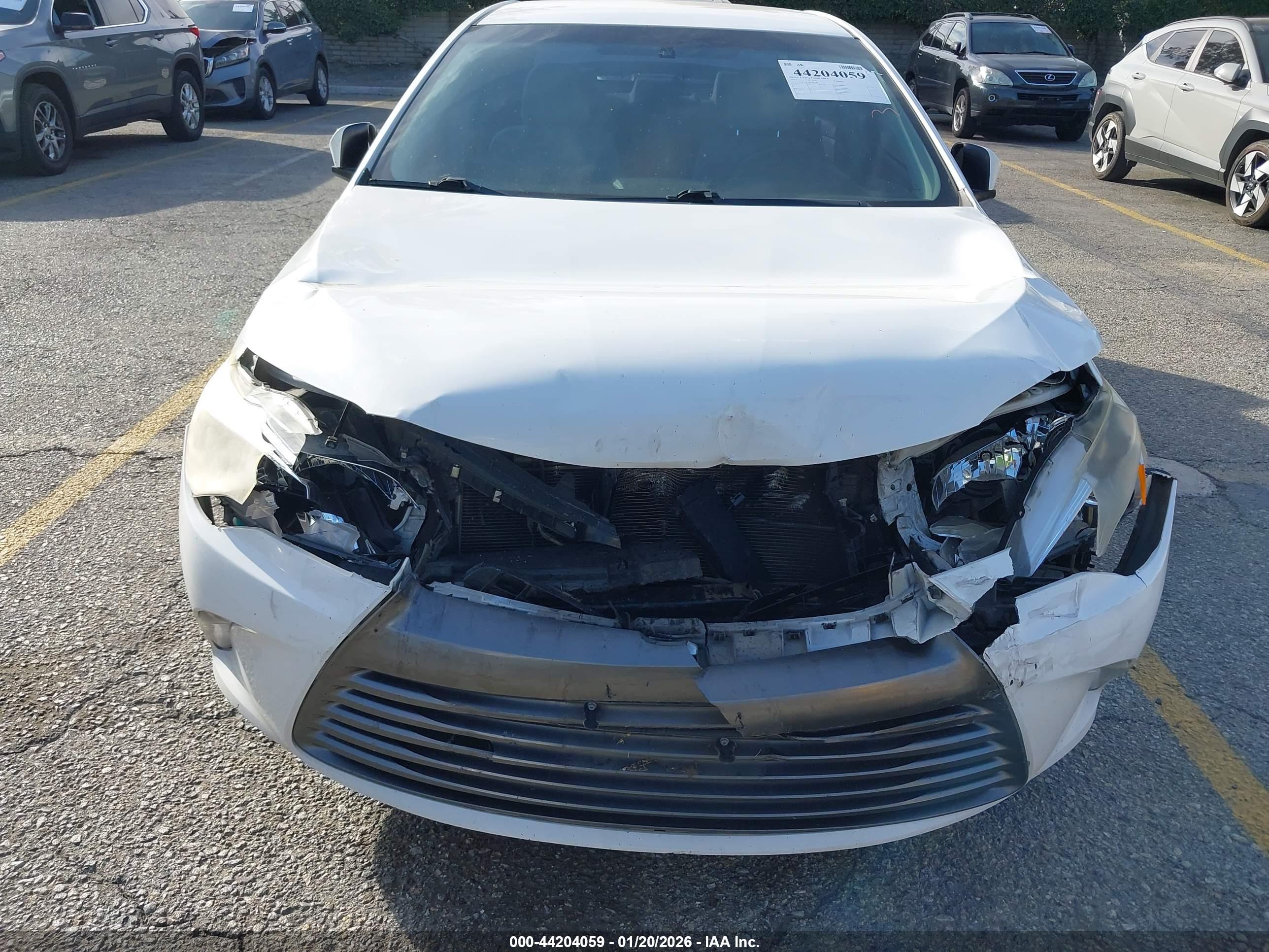 TOYOTA CAMRY image 6
