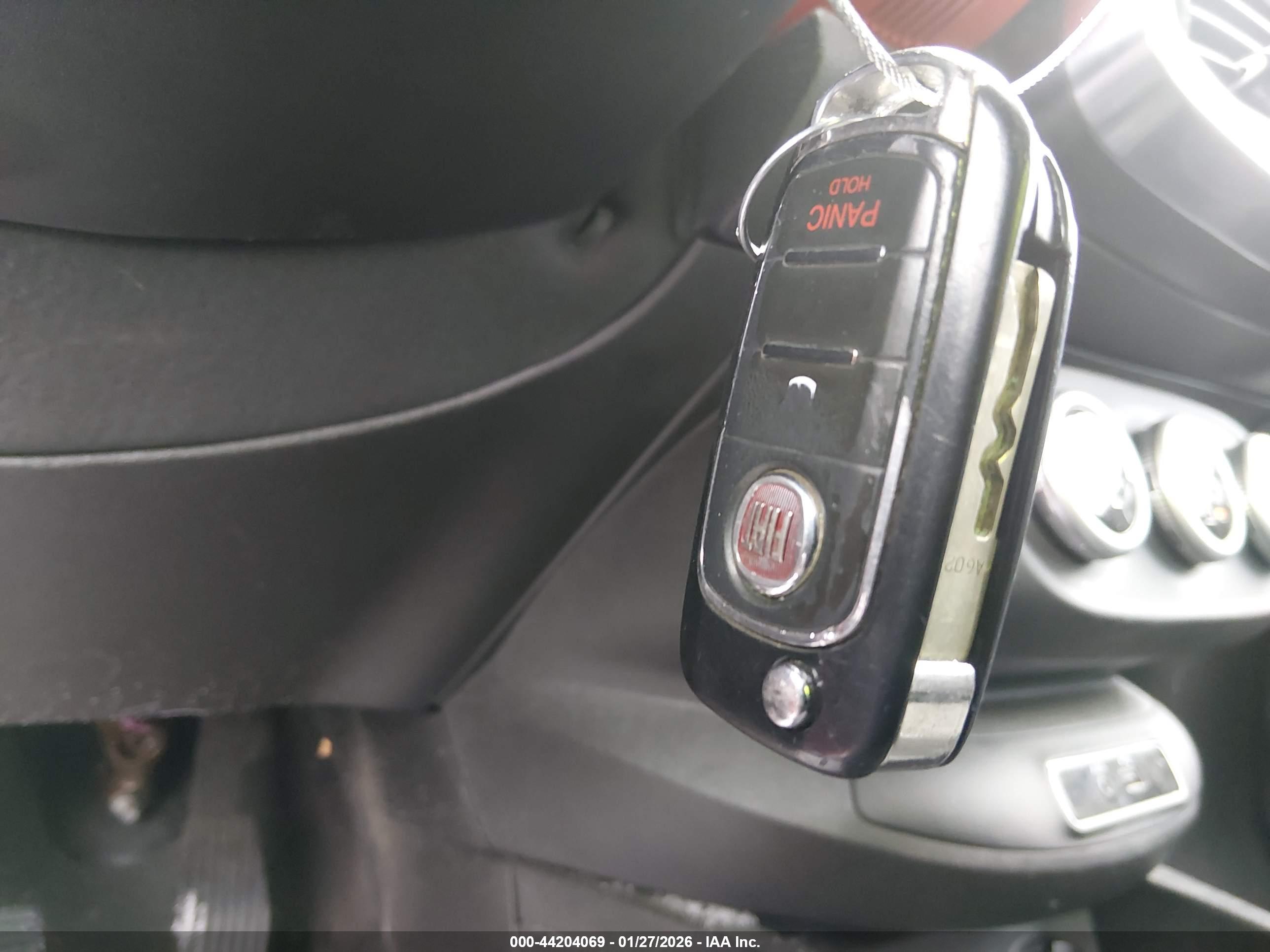 FIAT 500X image 11