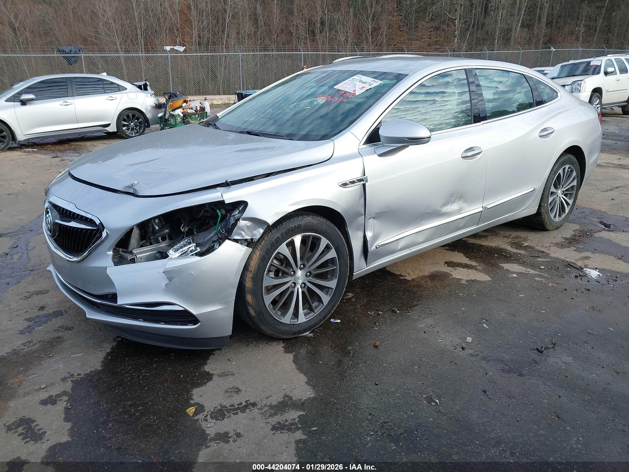 BUICK LACROSSE image 2