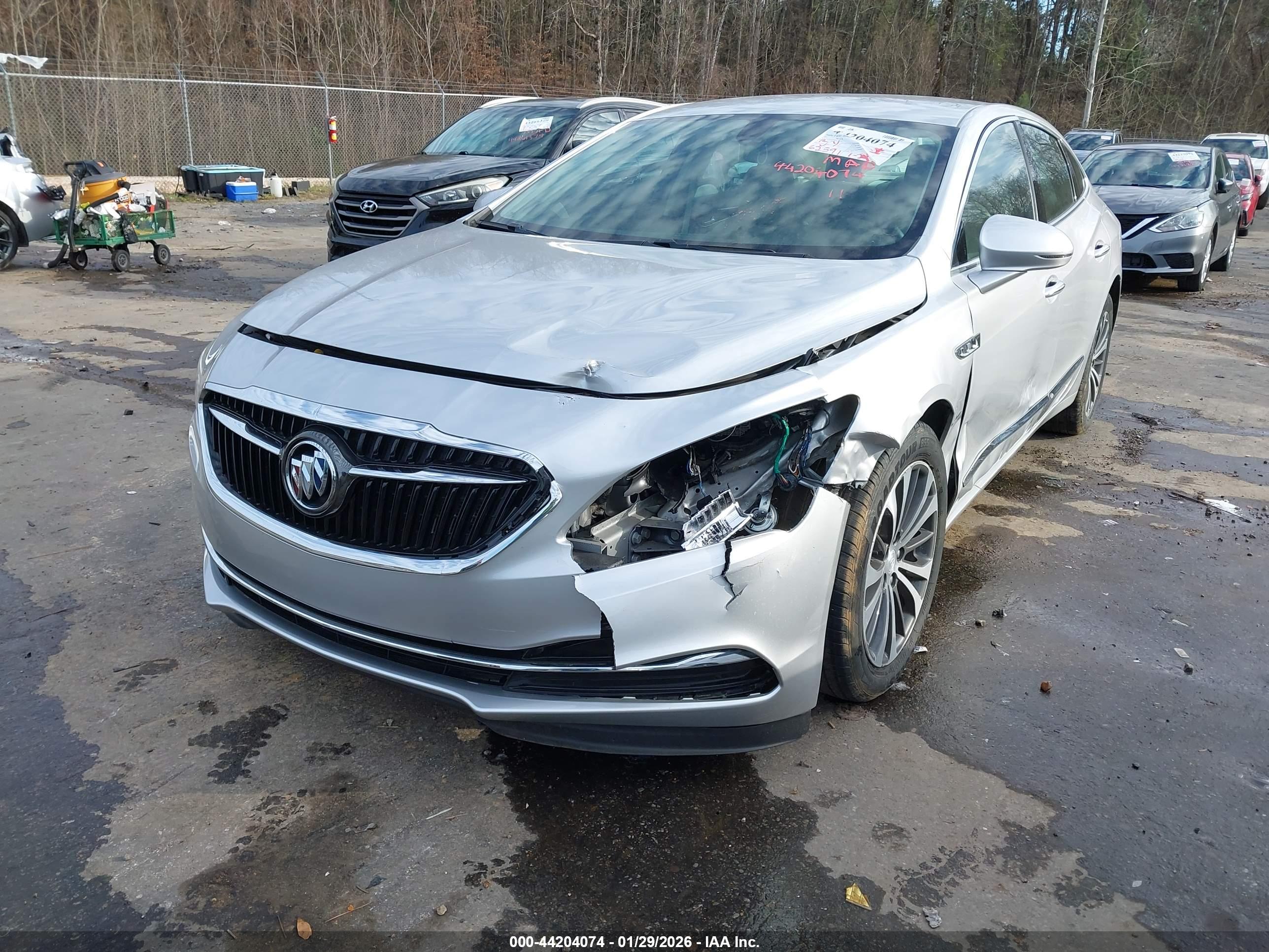 BUICK LACROSSE image 6