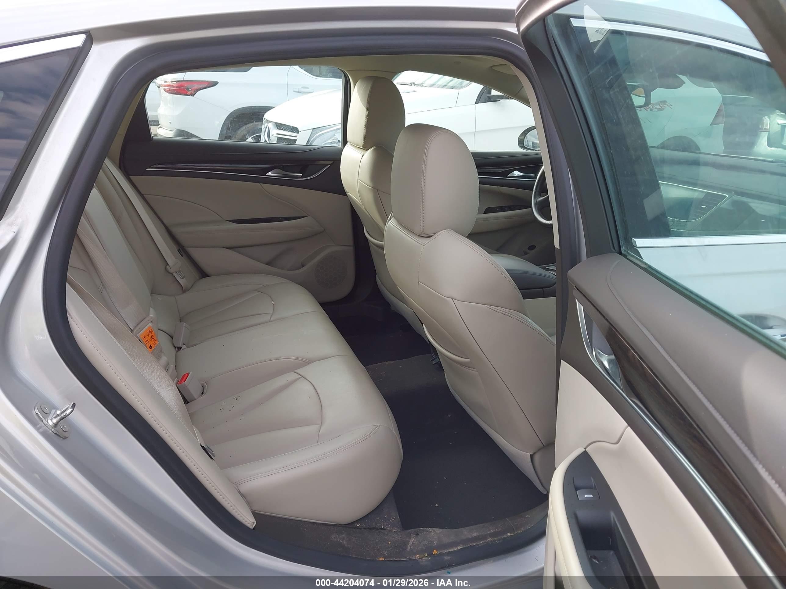 BUICK LACROSSE image 8