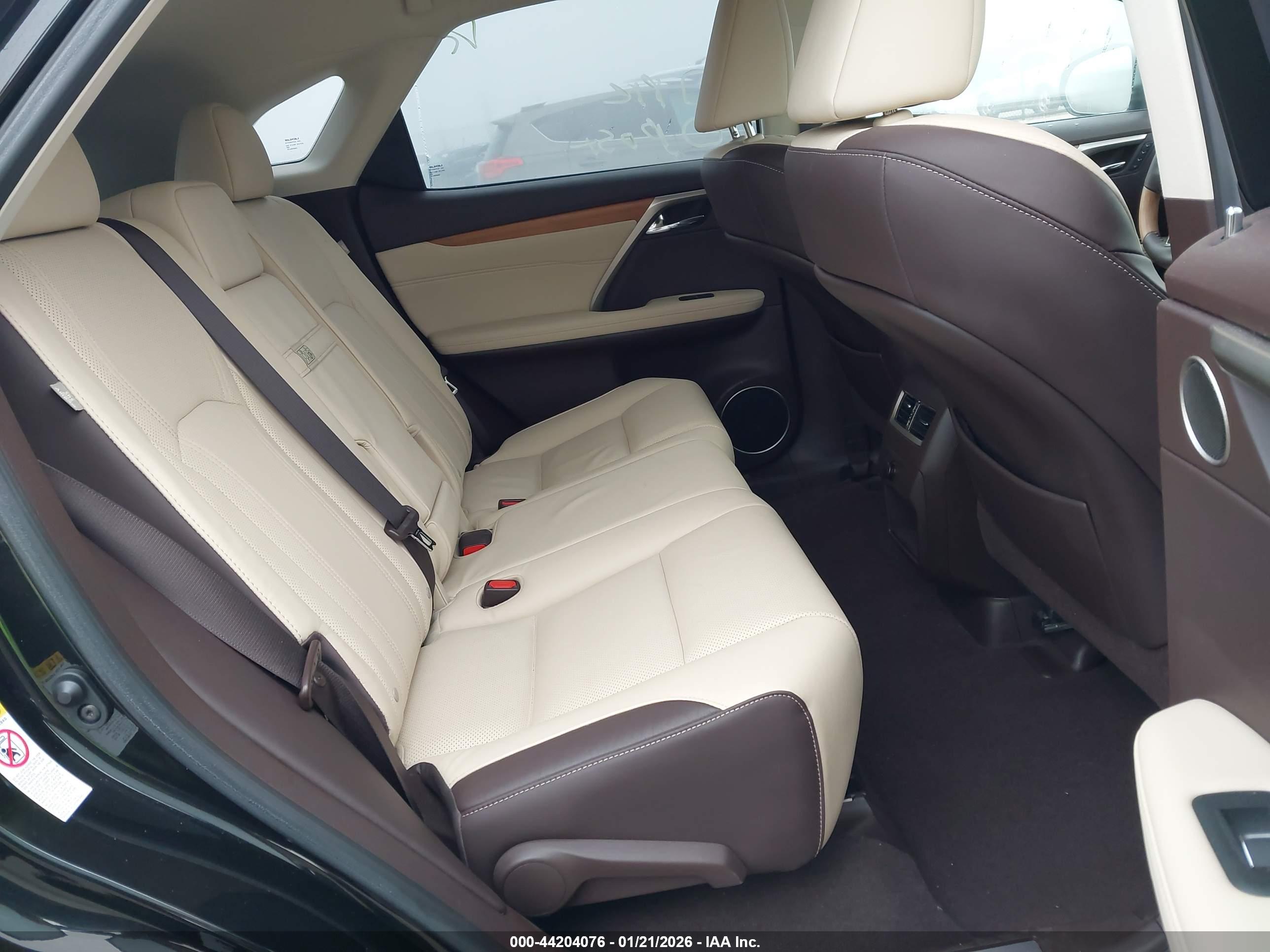 LEXUS RX image 8