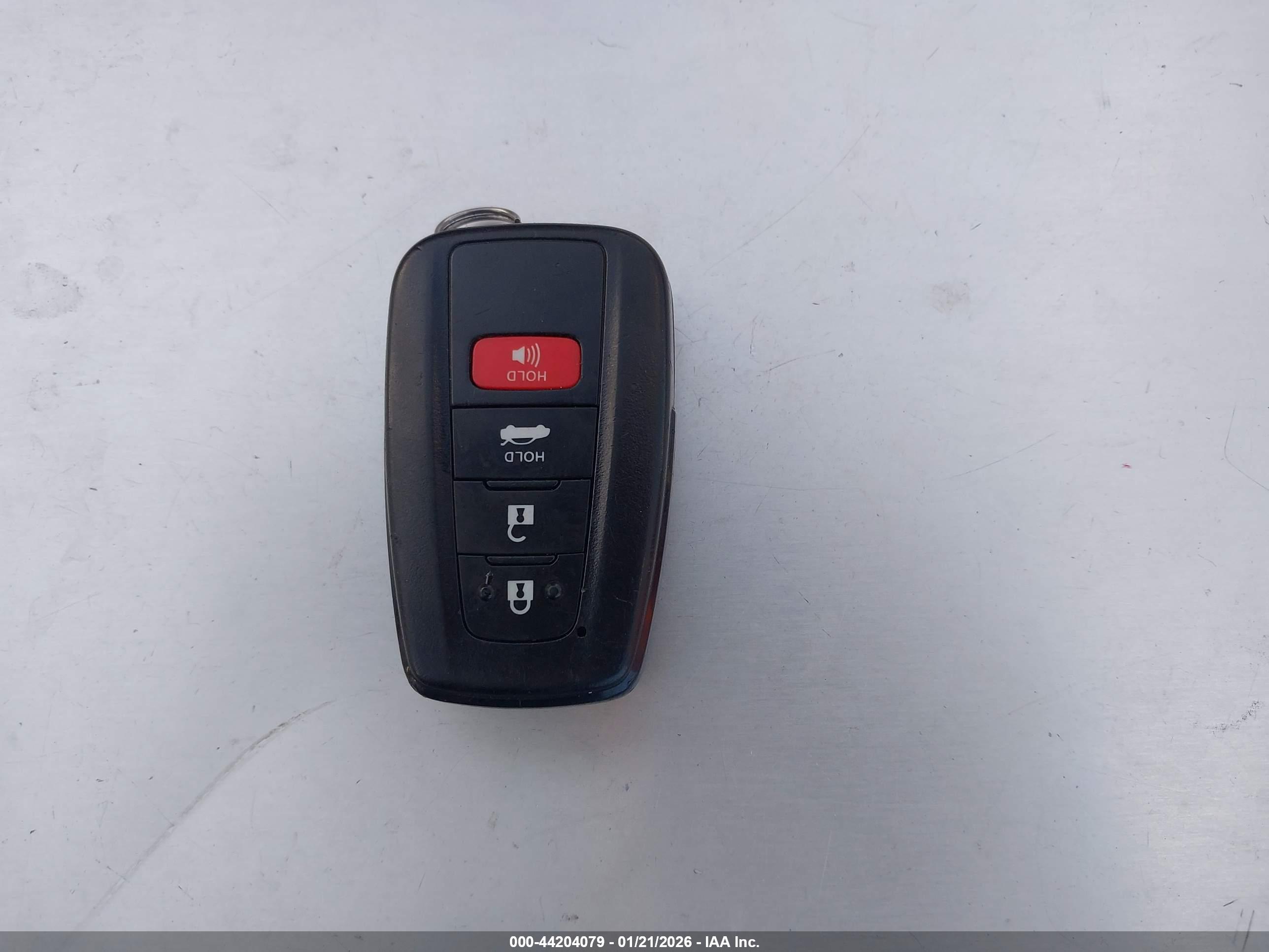 TOYOTA CAMRY image 11