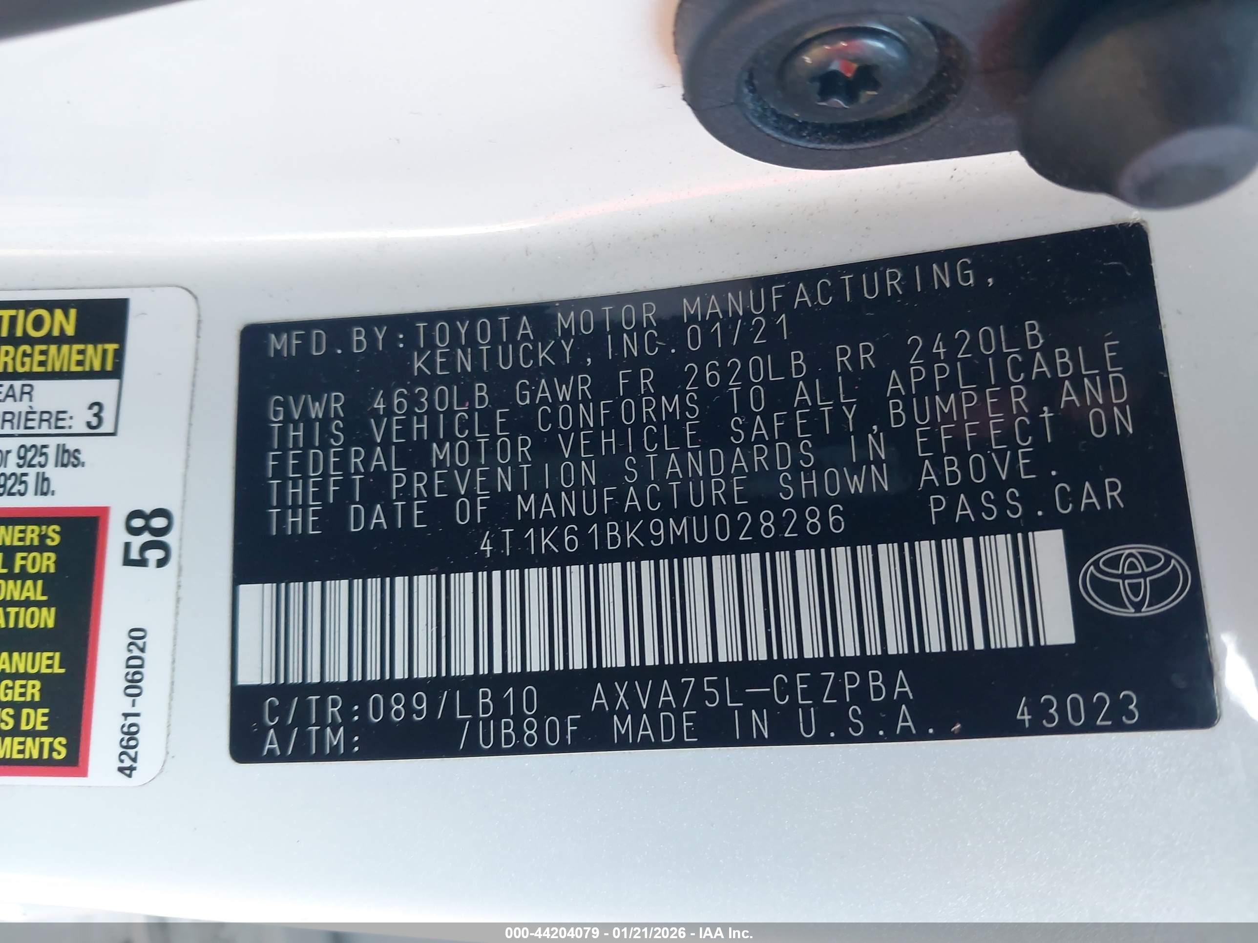 TOYOTA CAMRY image 9