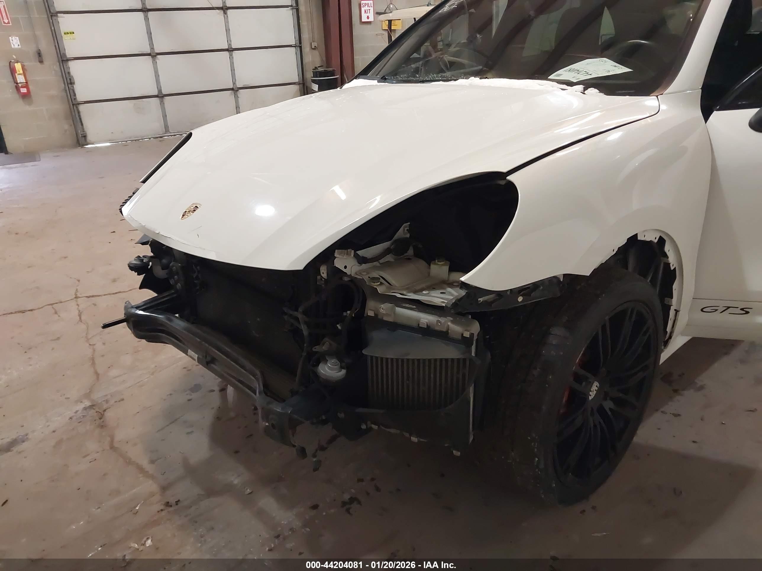 PORSCHE CAYENNE image 6