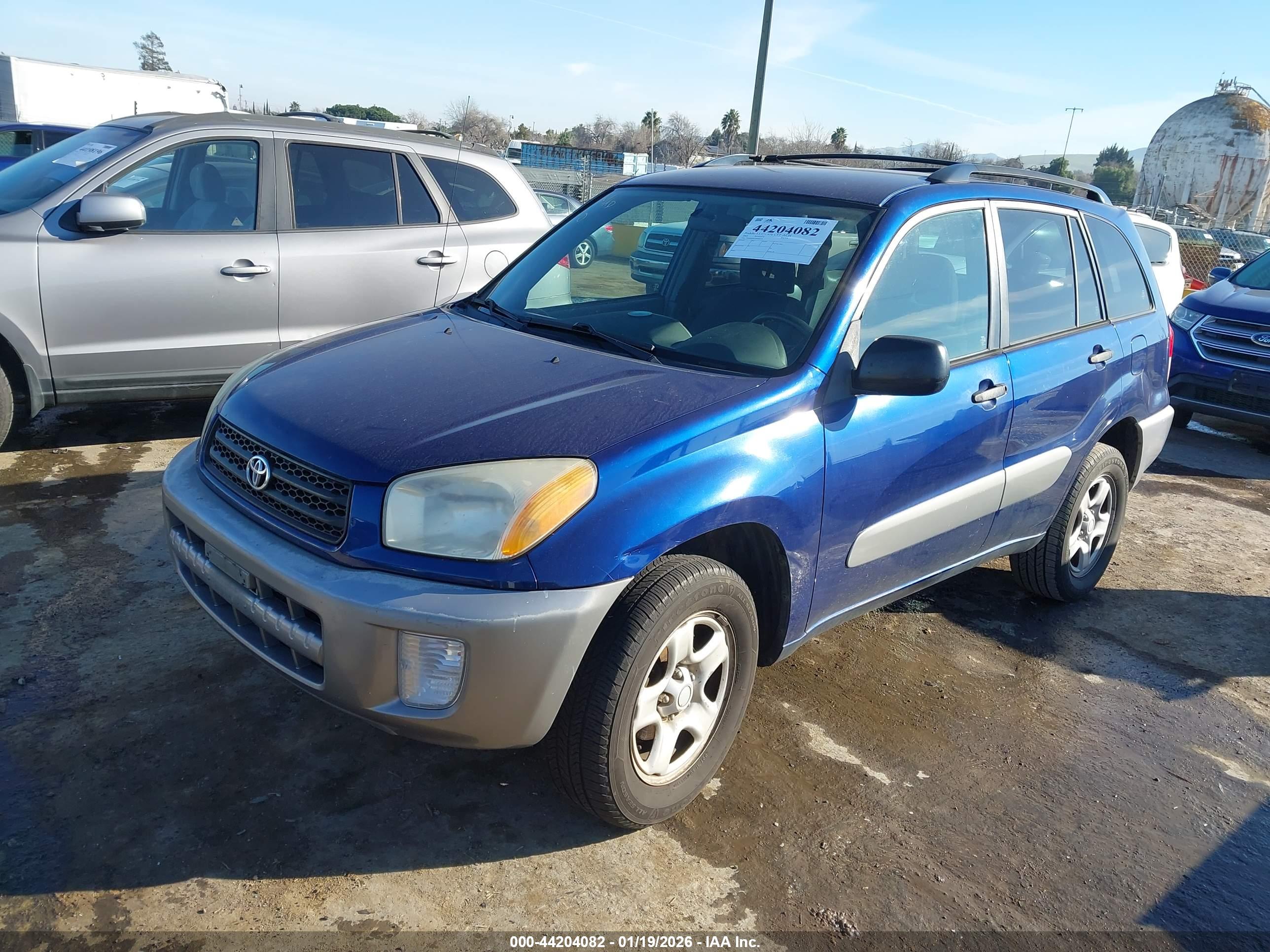 TOYOTA RAV4 image 2