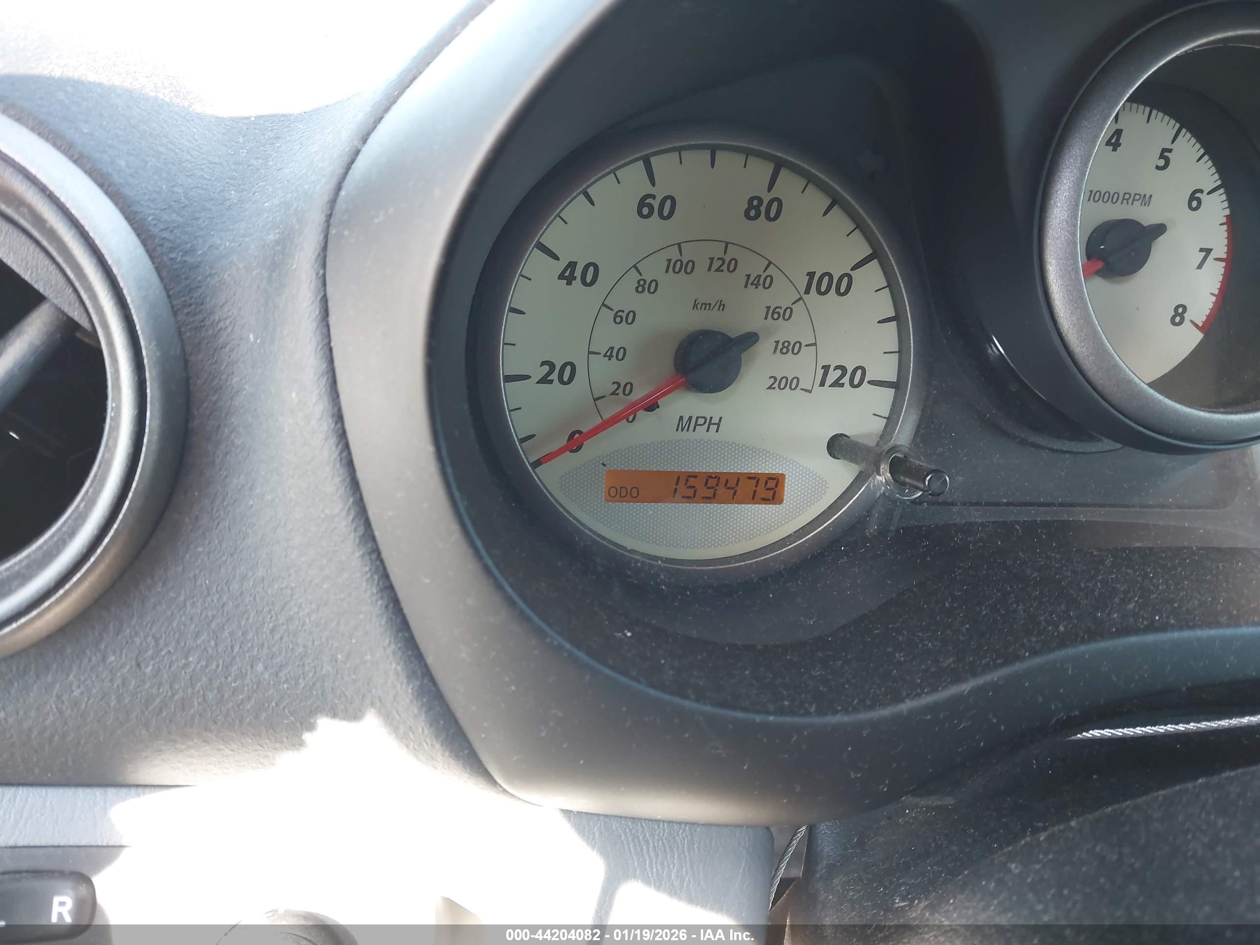 TOYOTA RAV4 image 7