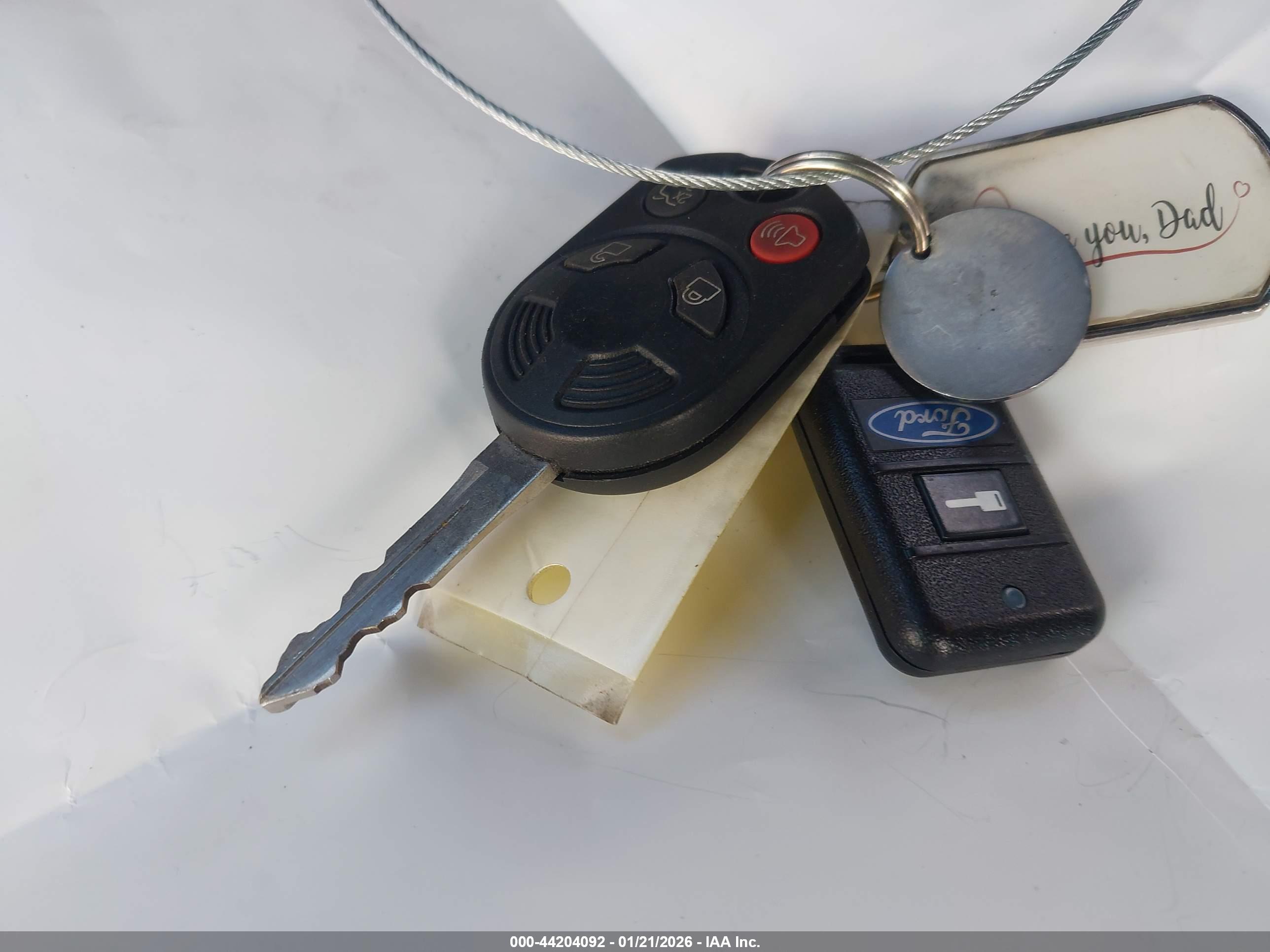 FORD ESCAPE image 11