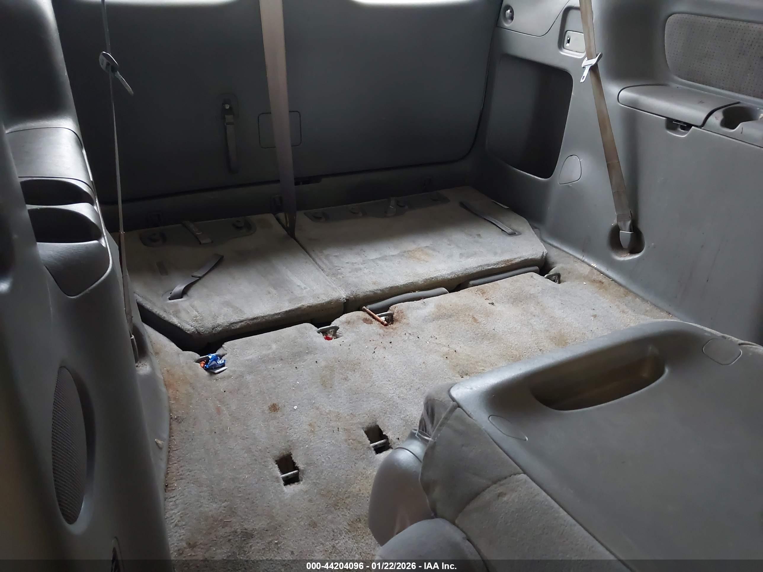 TOYOTA SIENNA image 8
