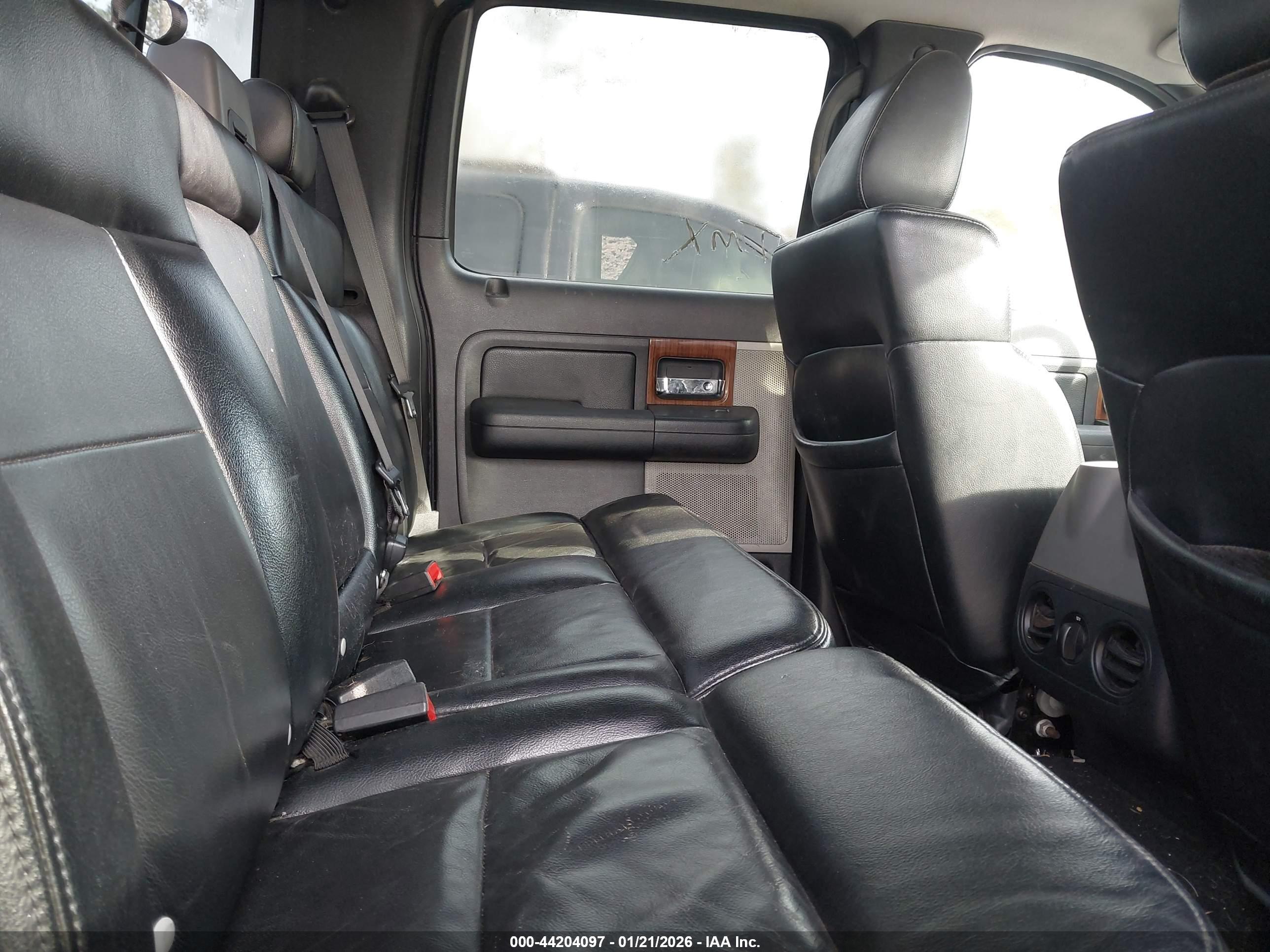 FORD F-150 image 8