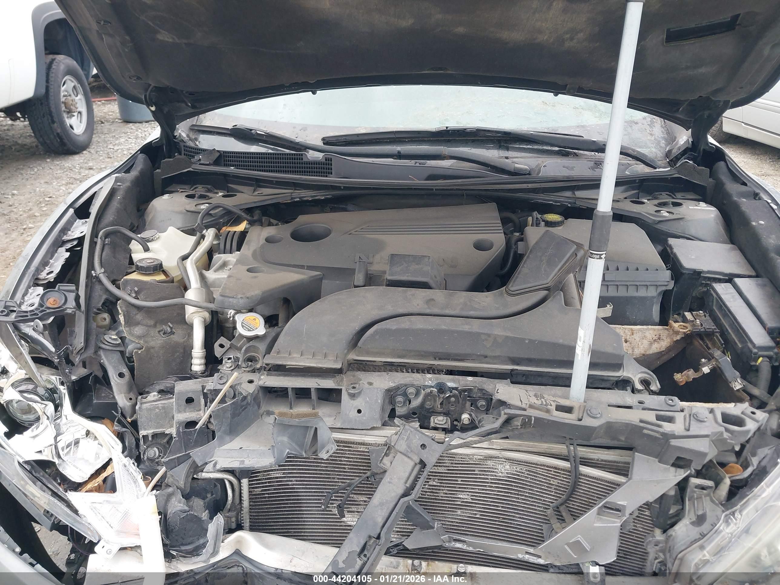 NISSAN ALTIMA image 10