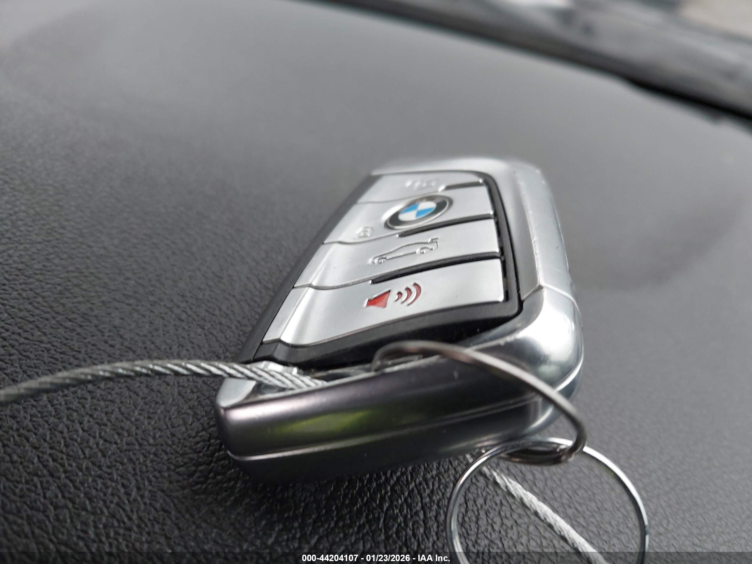 BMW 530 image 11