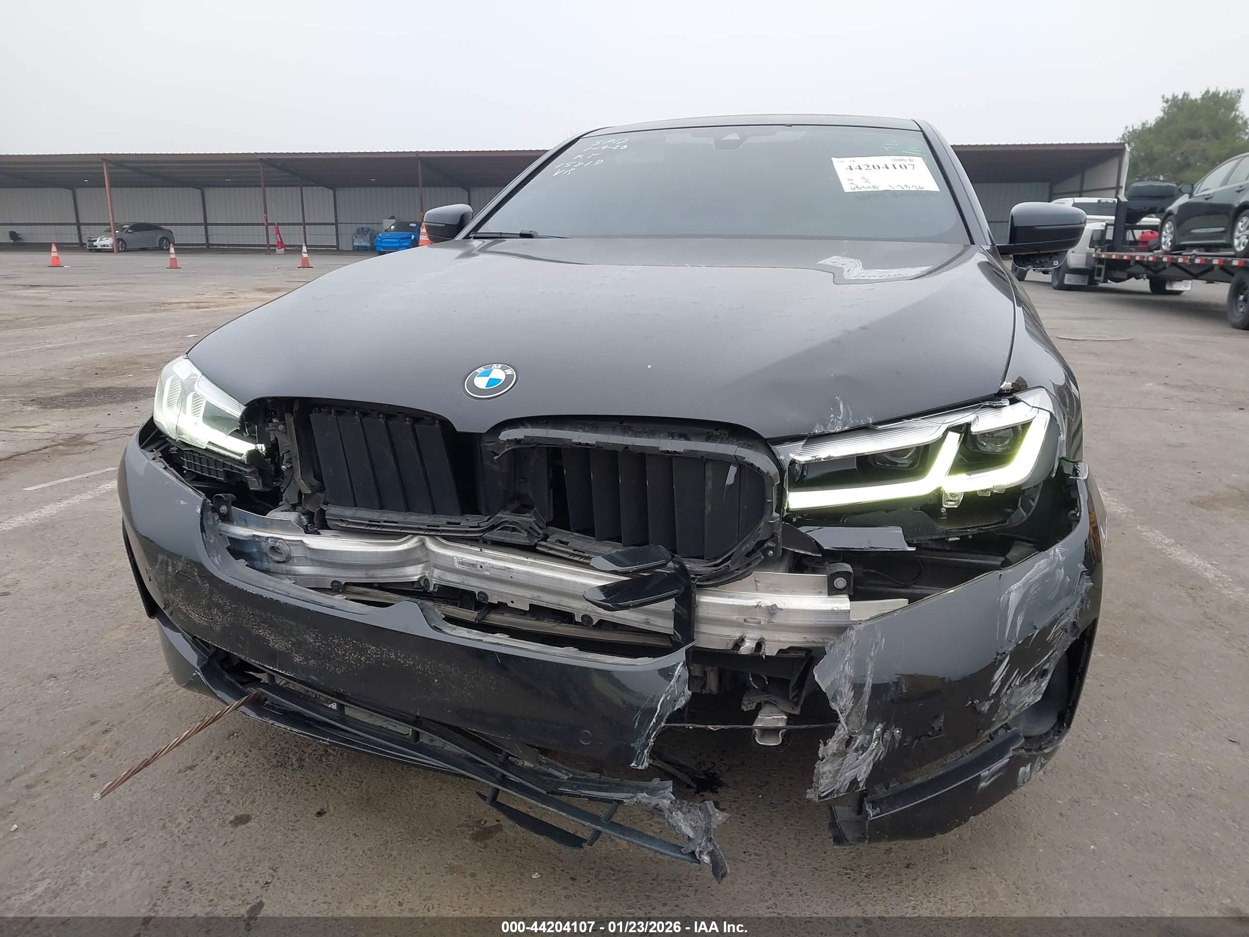 BMW 530 image 6
