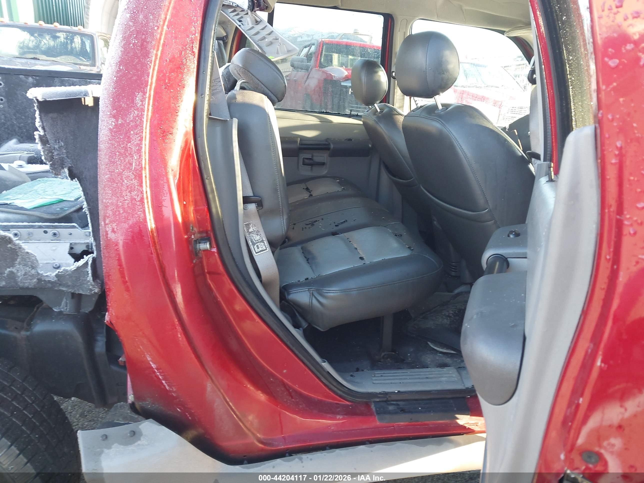 FORD EXPLORER image 8