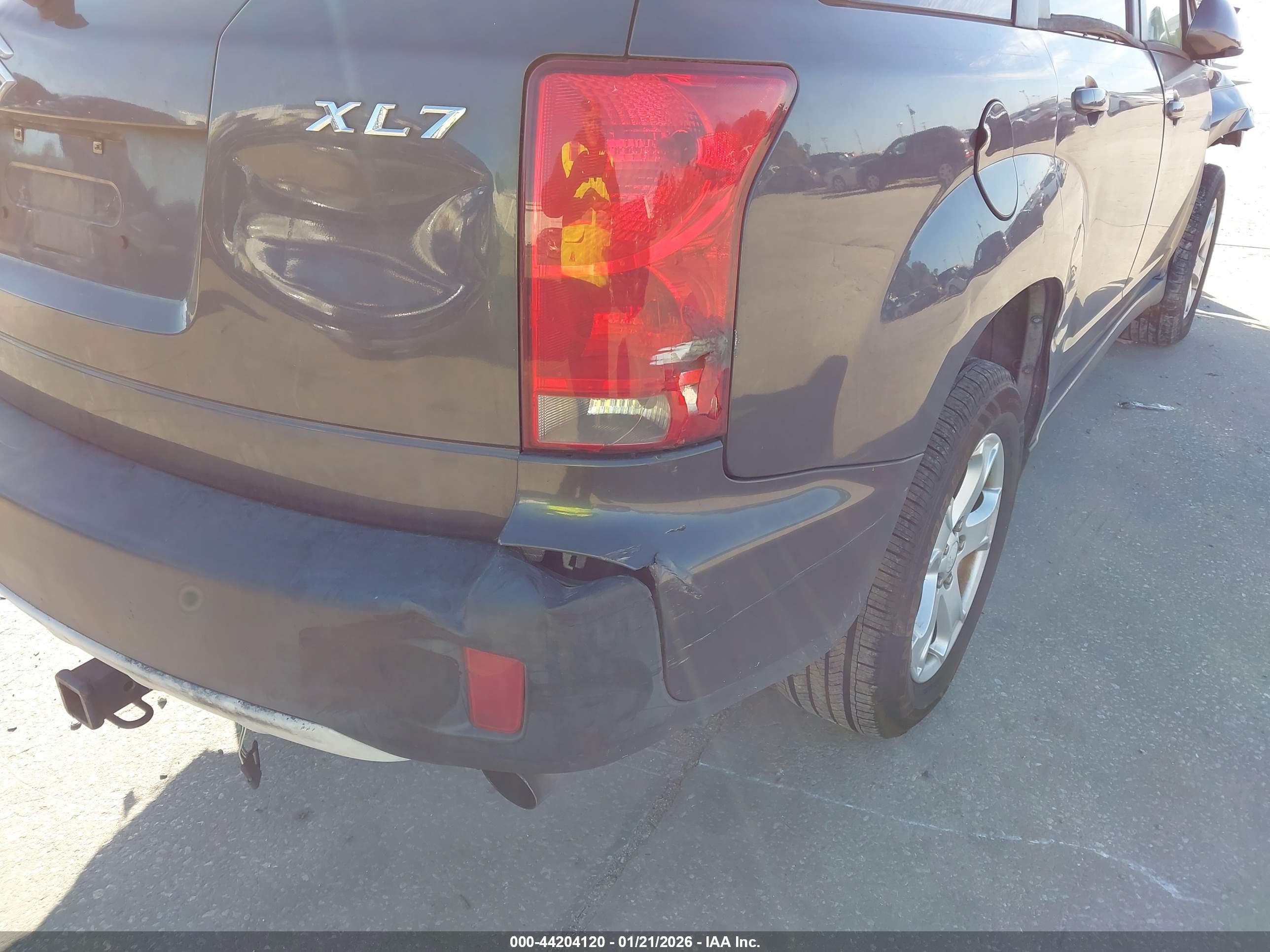 SUZUKI XL7 image 6