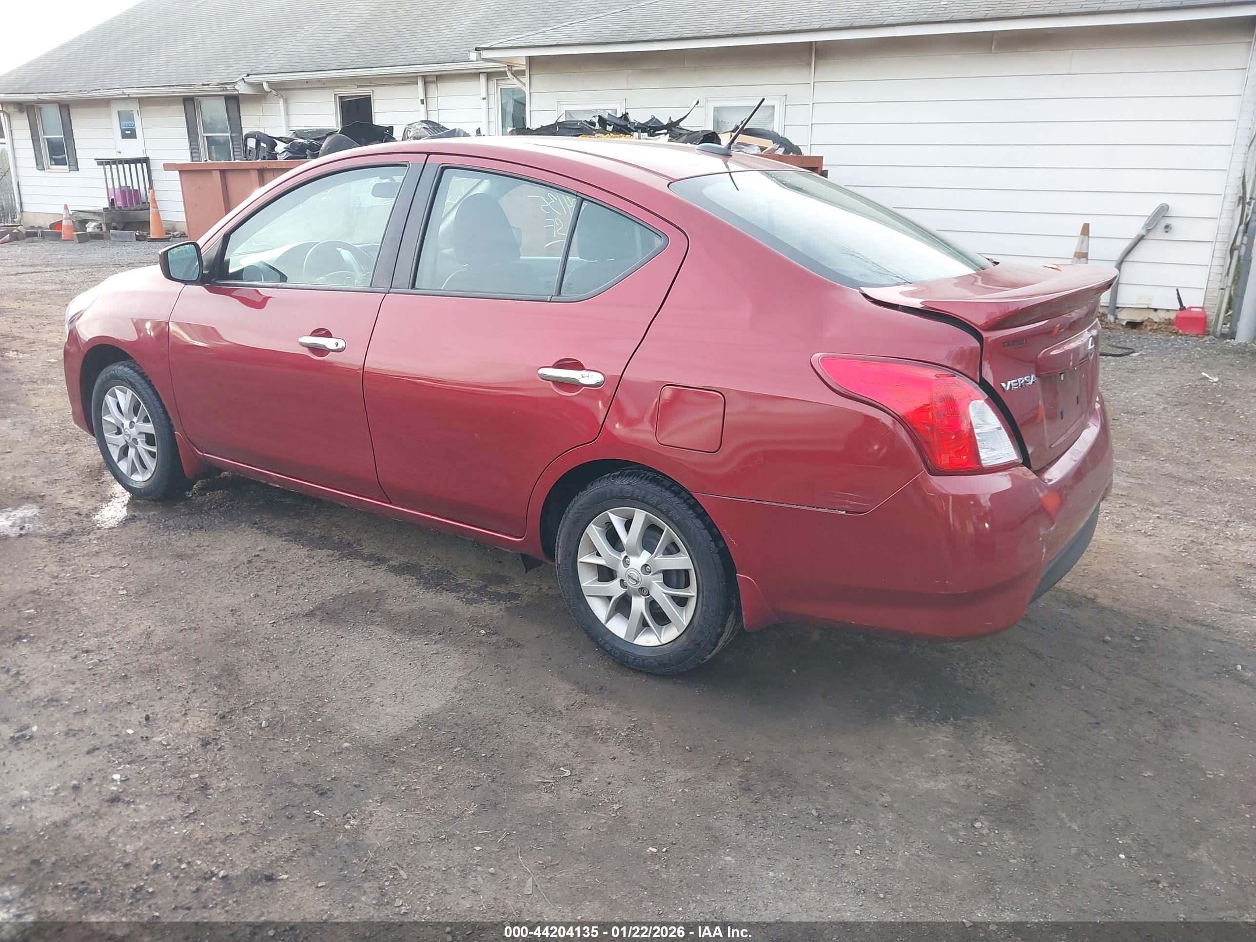 NISSAN VERSA image 3