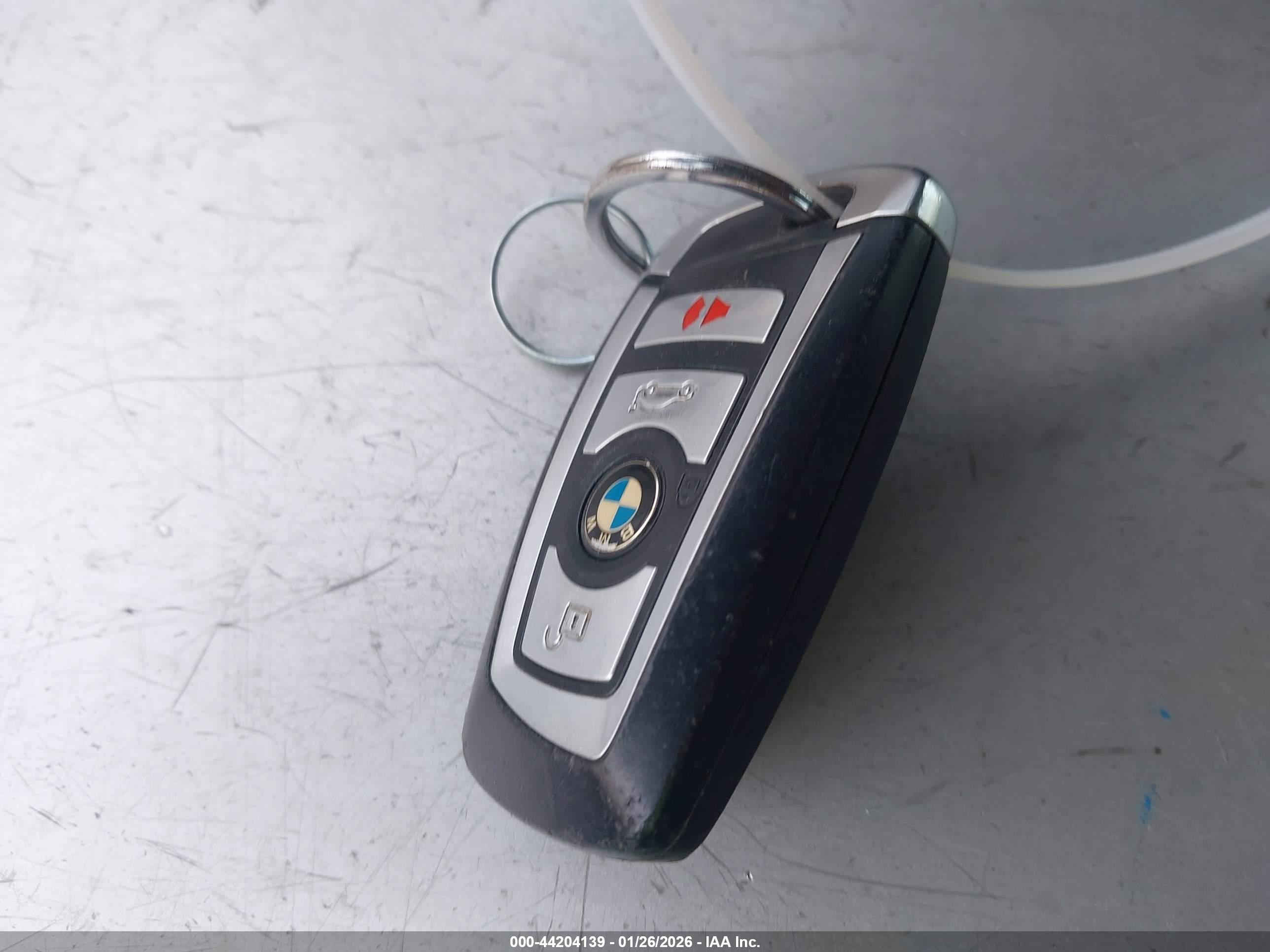 BMW 750LI image 11