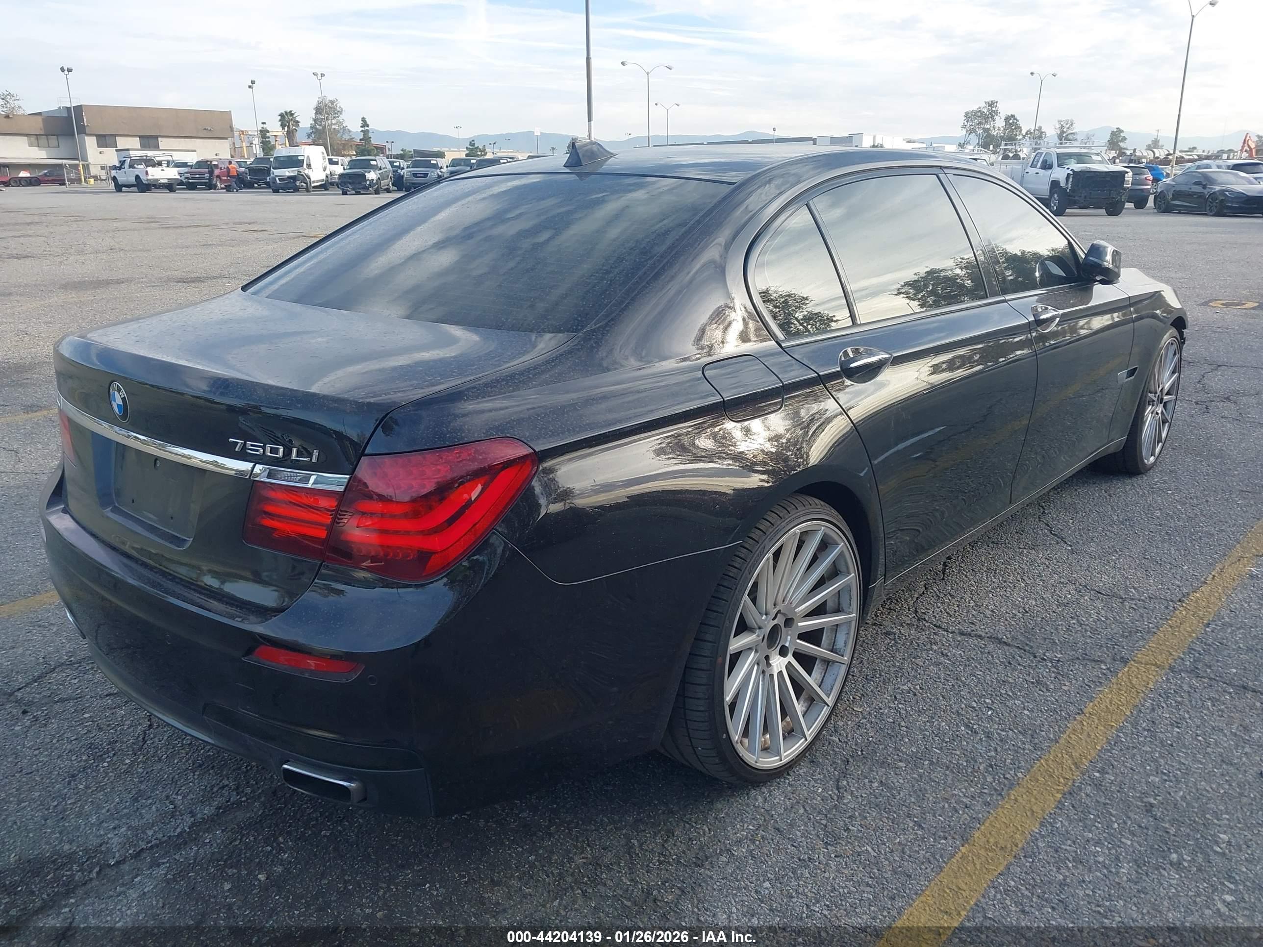 BMW 750LI image 4