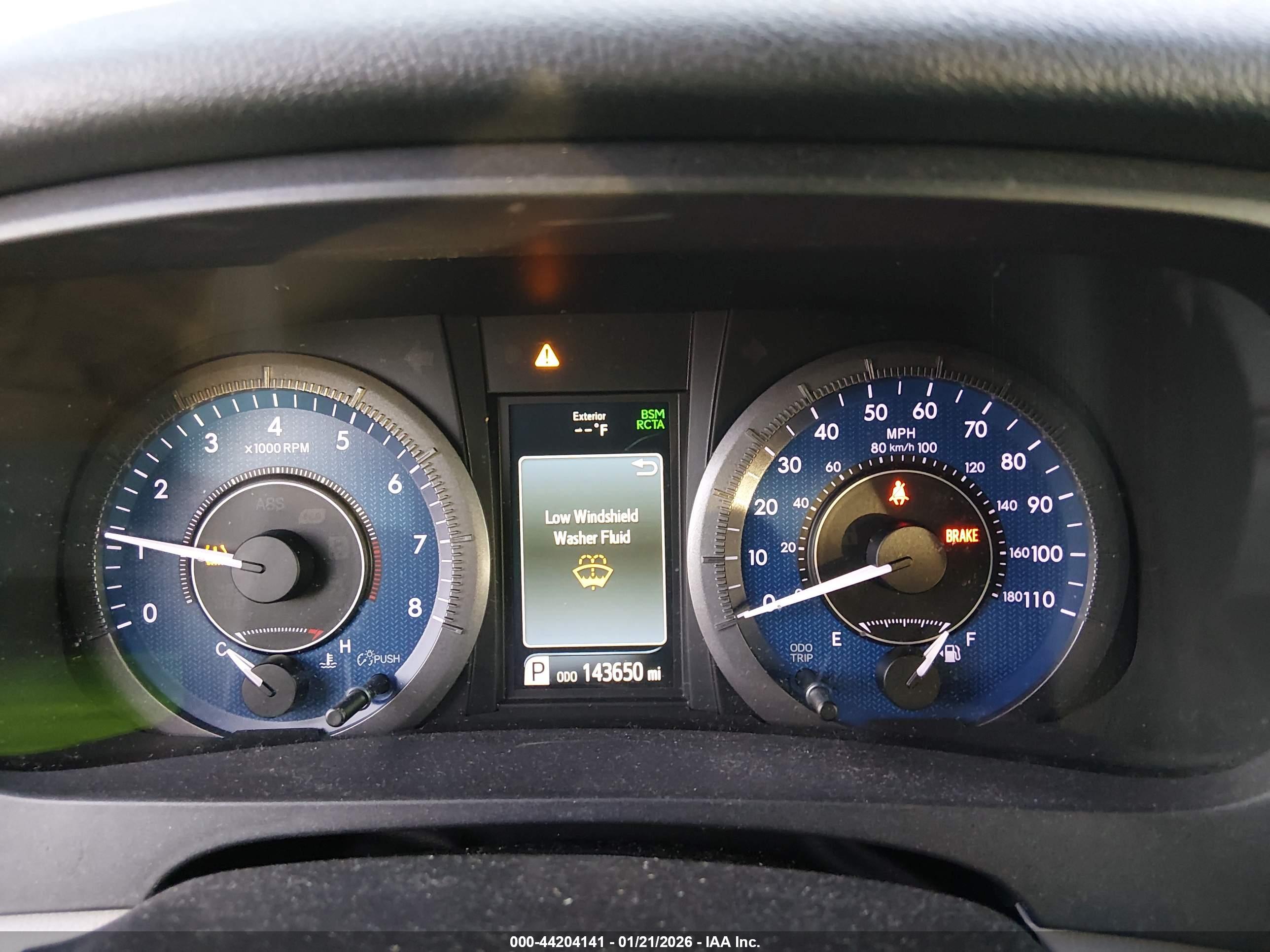 TOYOTA SIENNA image 7