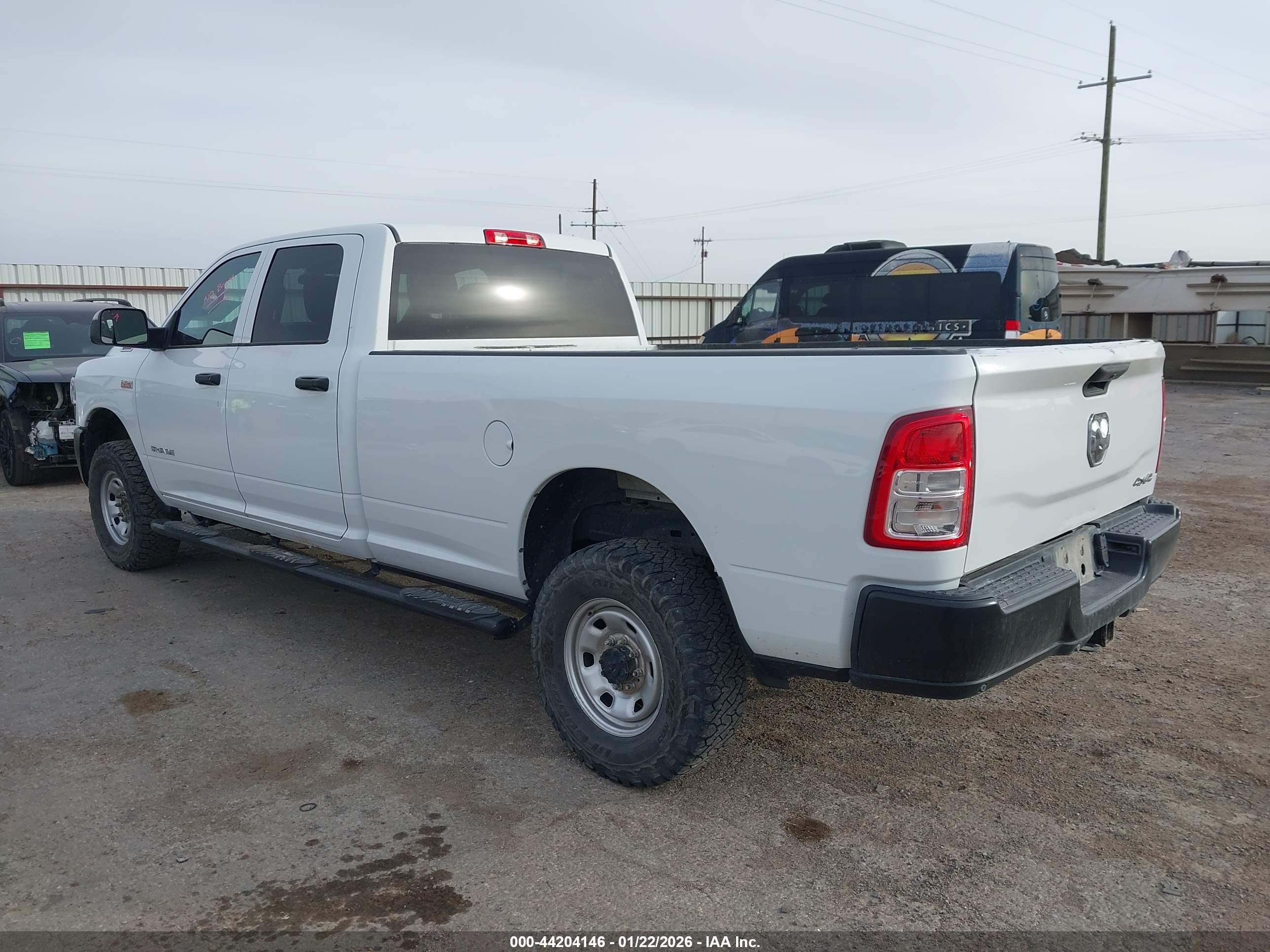RAM 2500 image 3