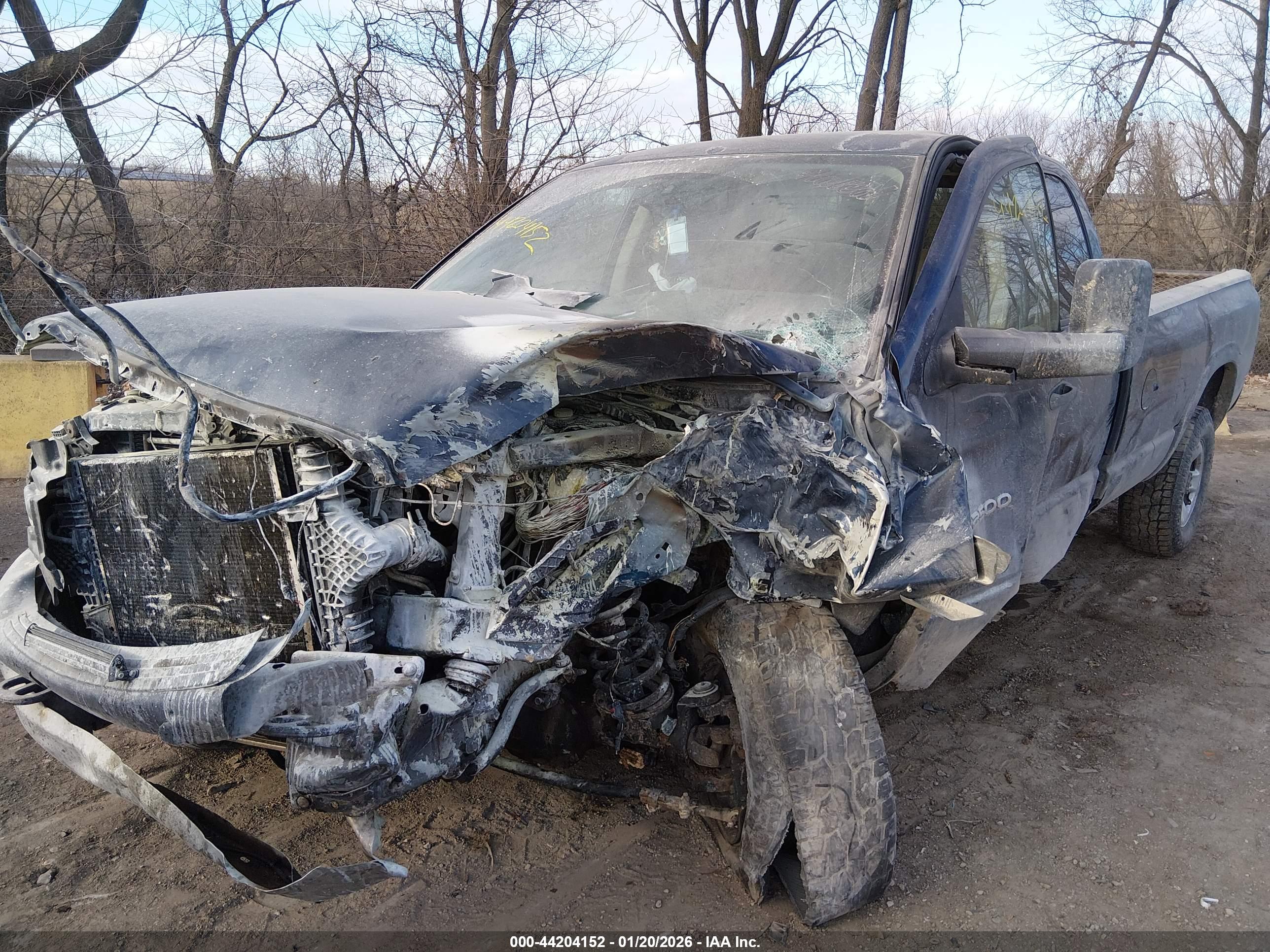 DODGE RAM image 6