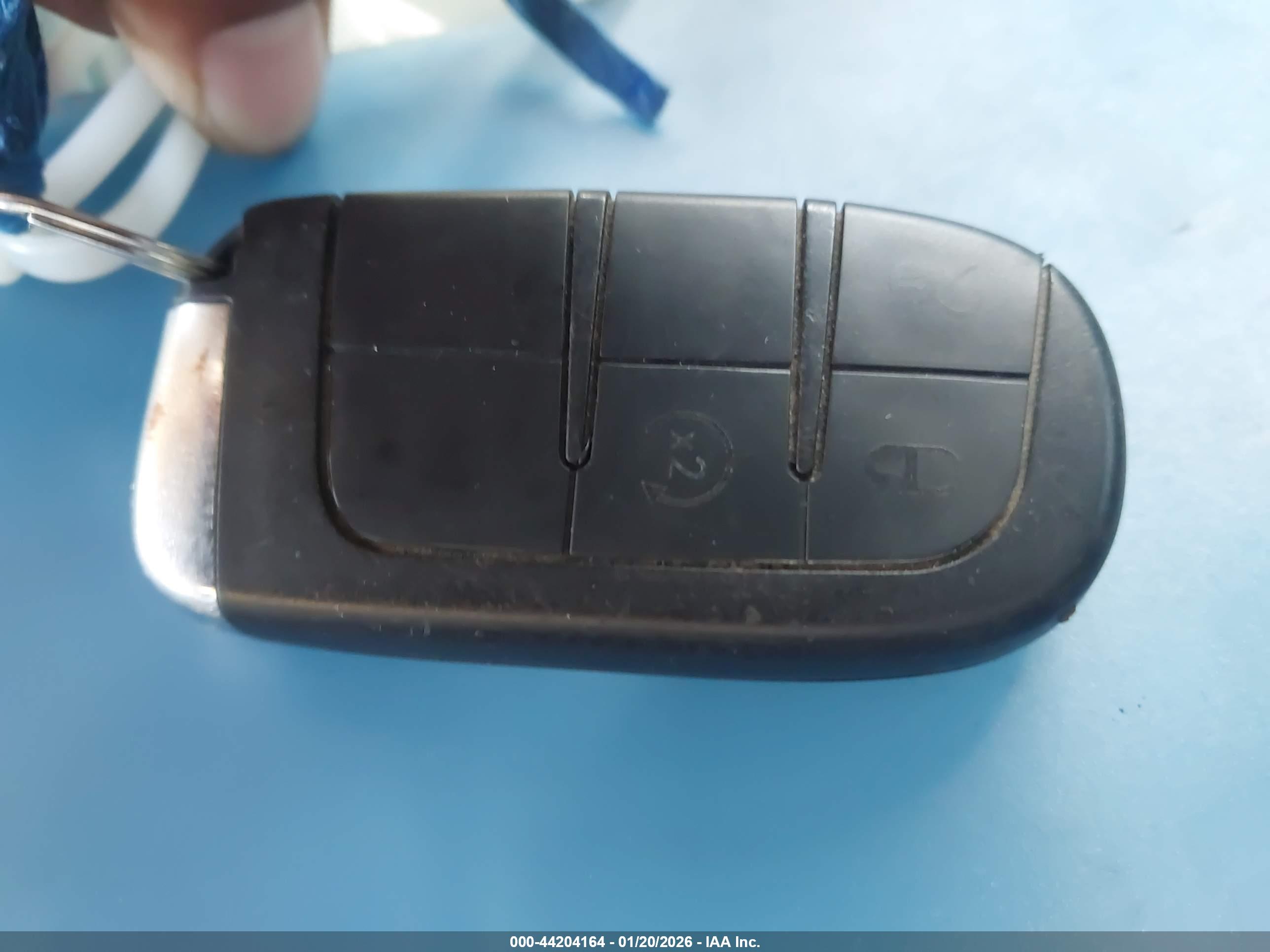JEEP RENEGADE image 11