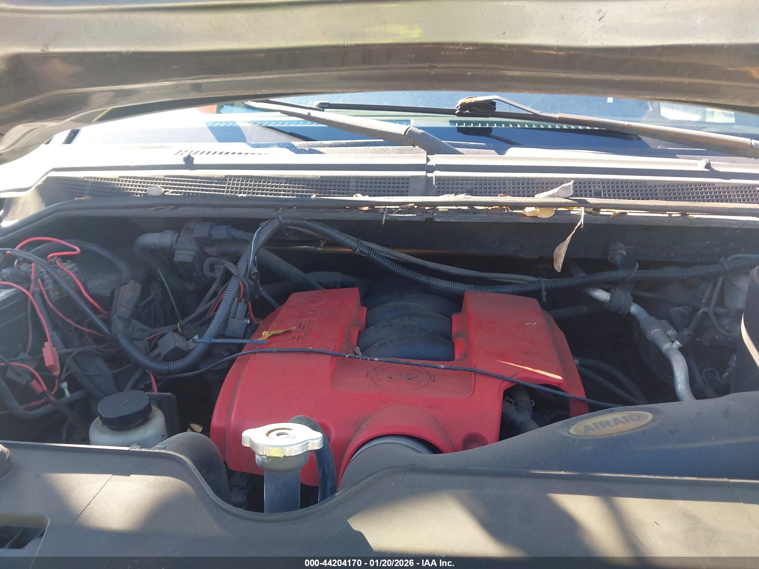 NISSAN TITAN image 10