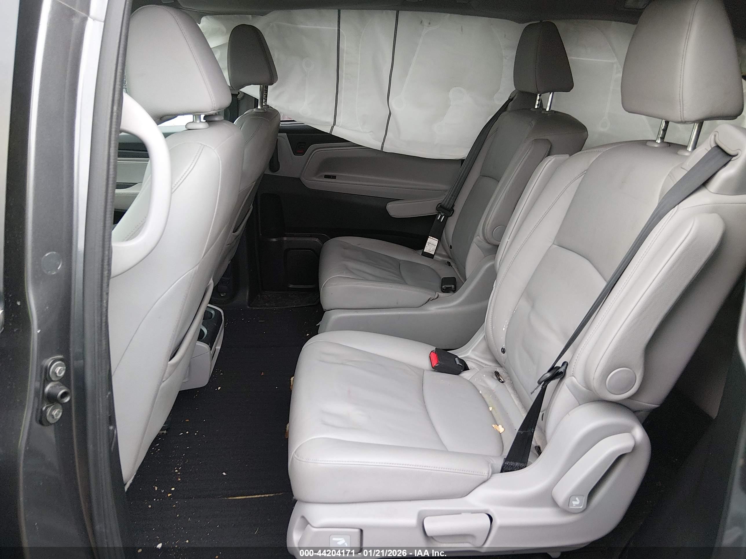 HONDA ODYSSEY image 8