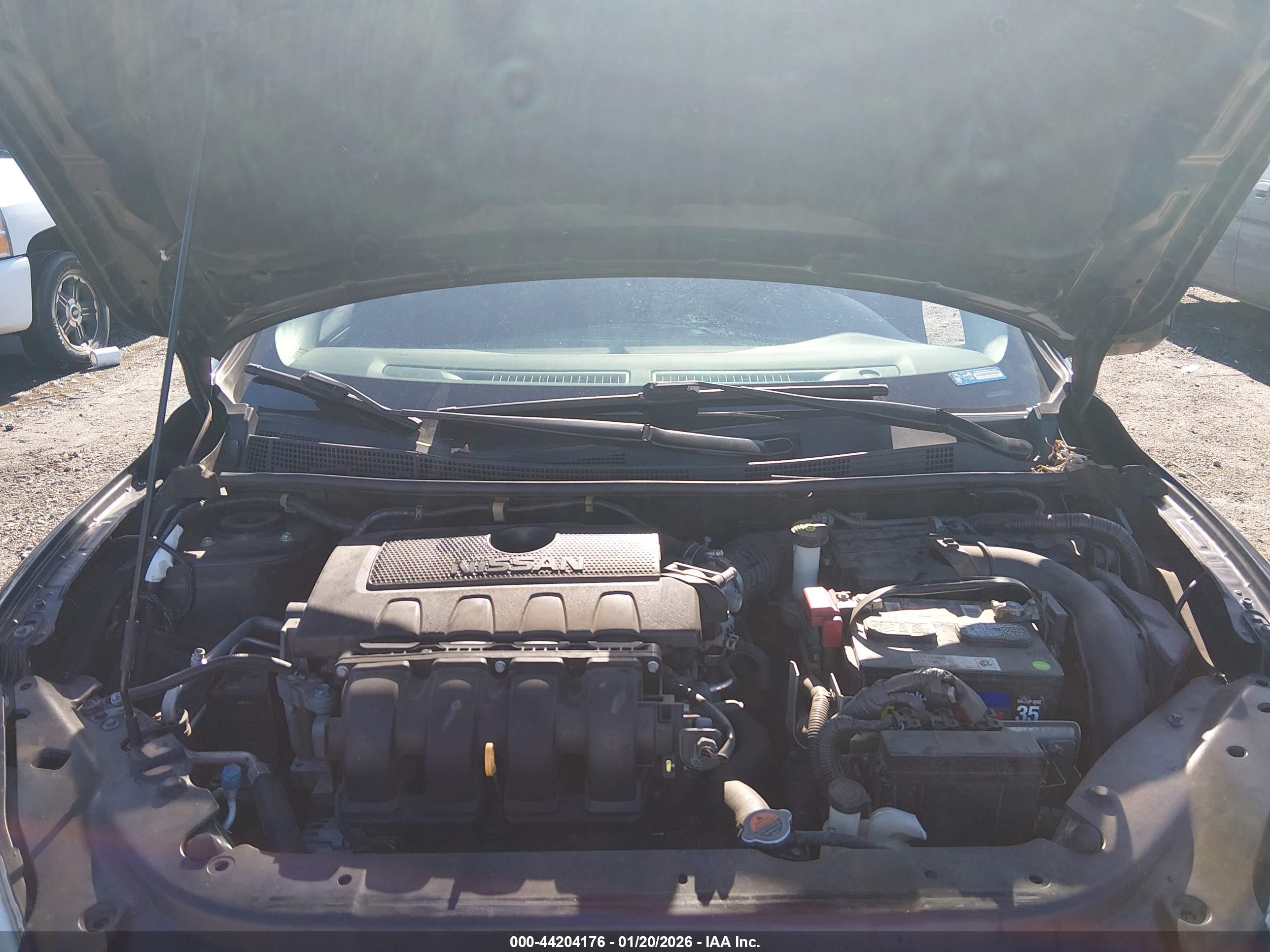 NISSAN SENTRA image 10