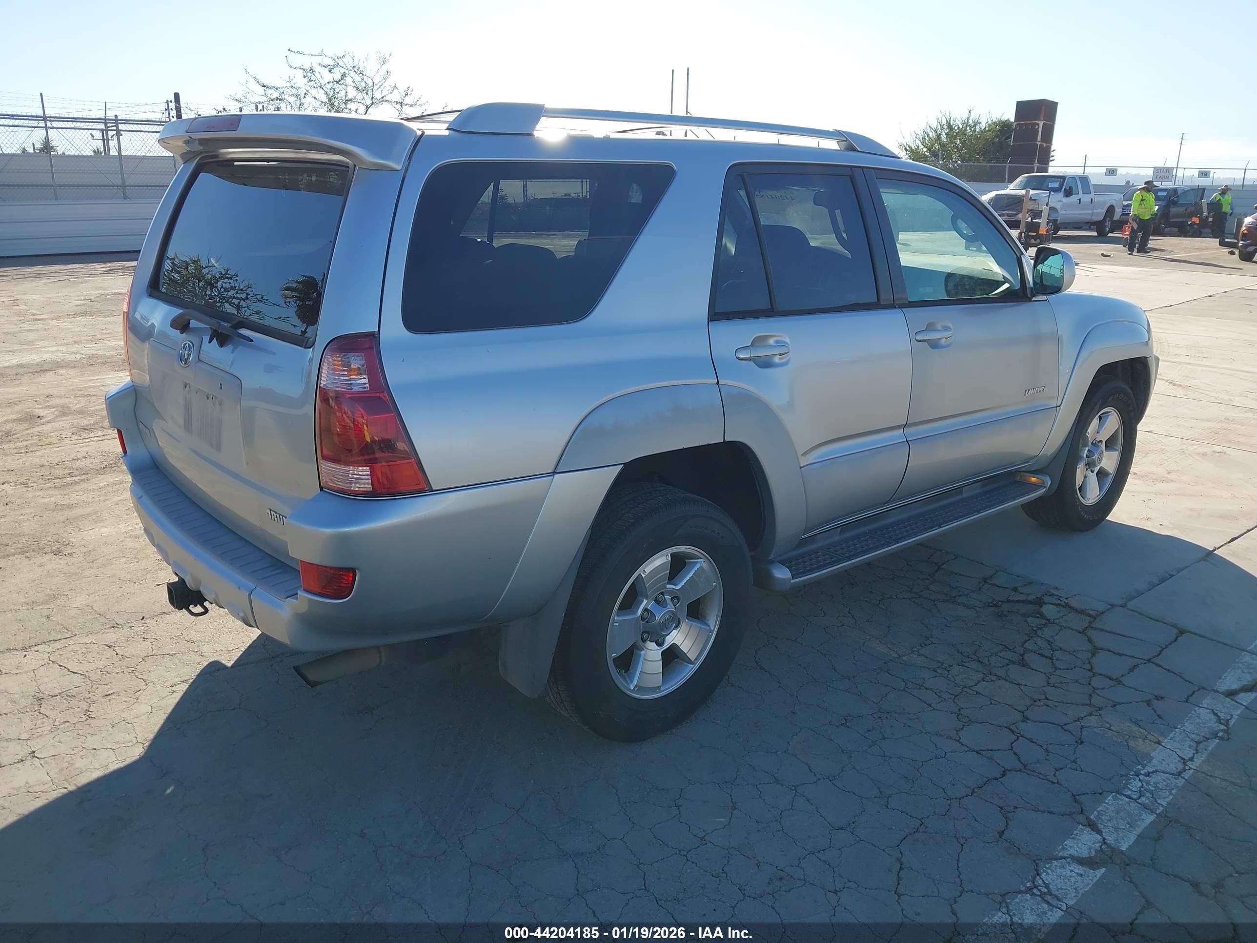 TOYOTA 4RUNNER image 4