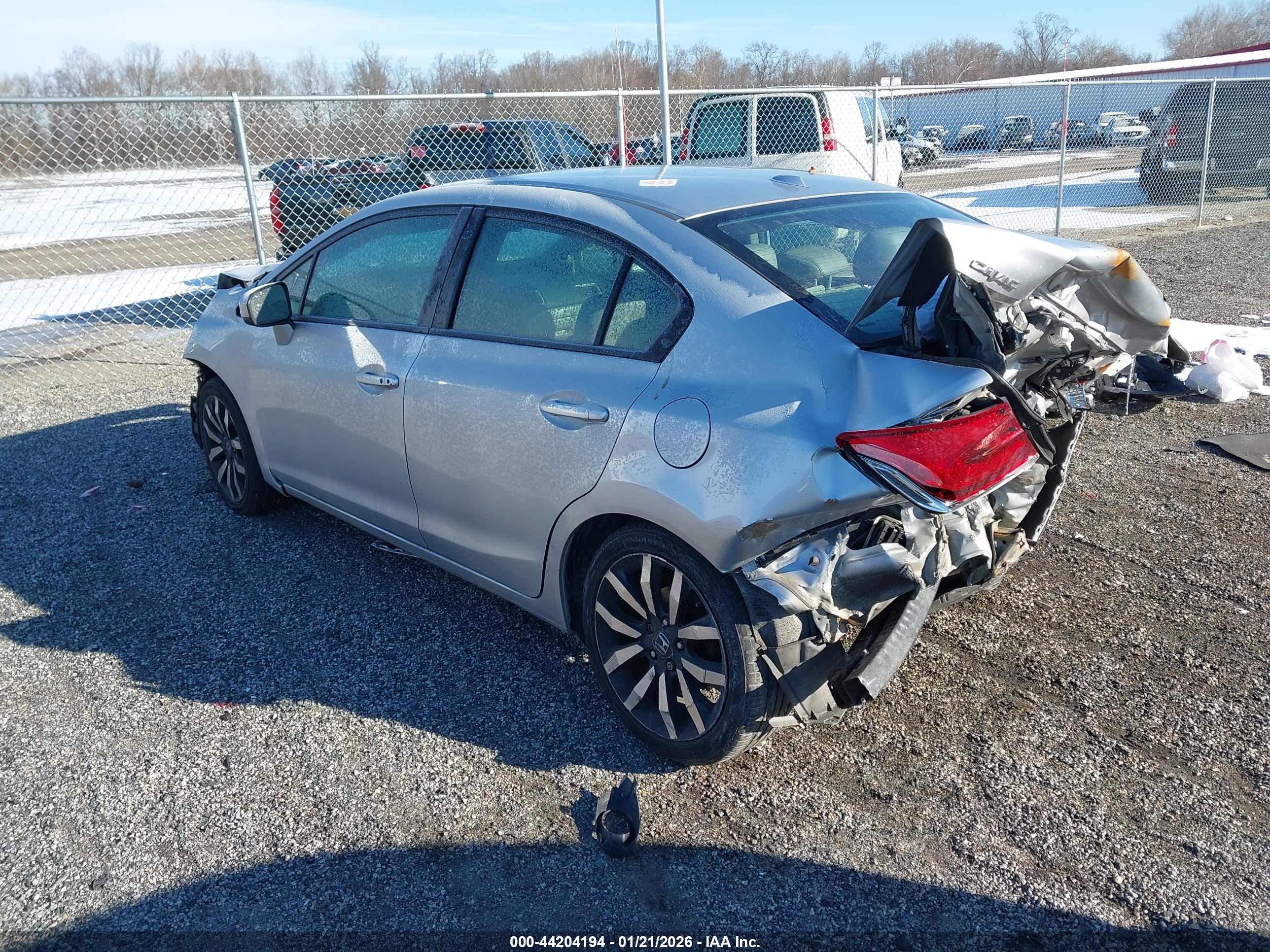 HONDA CIVIC image 3